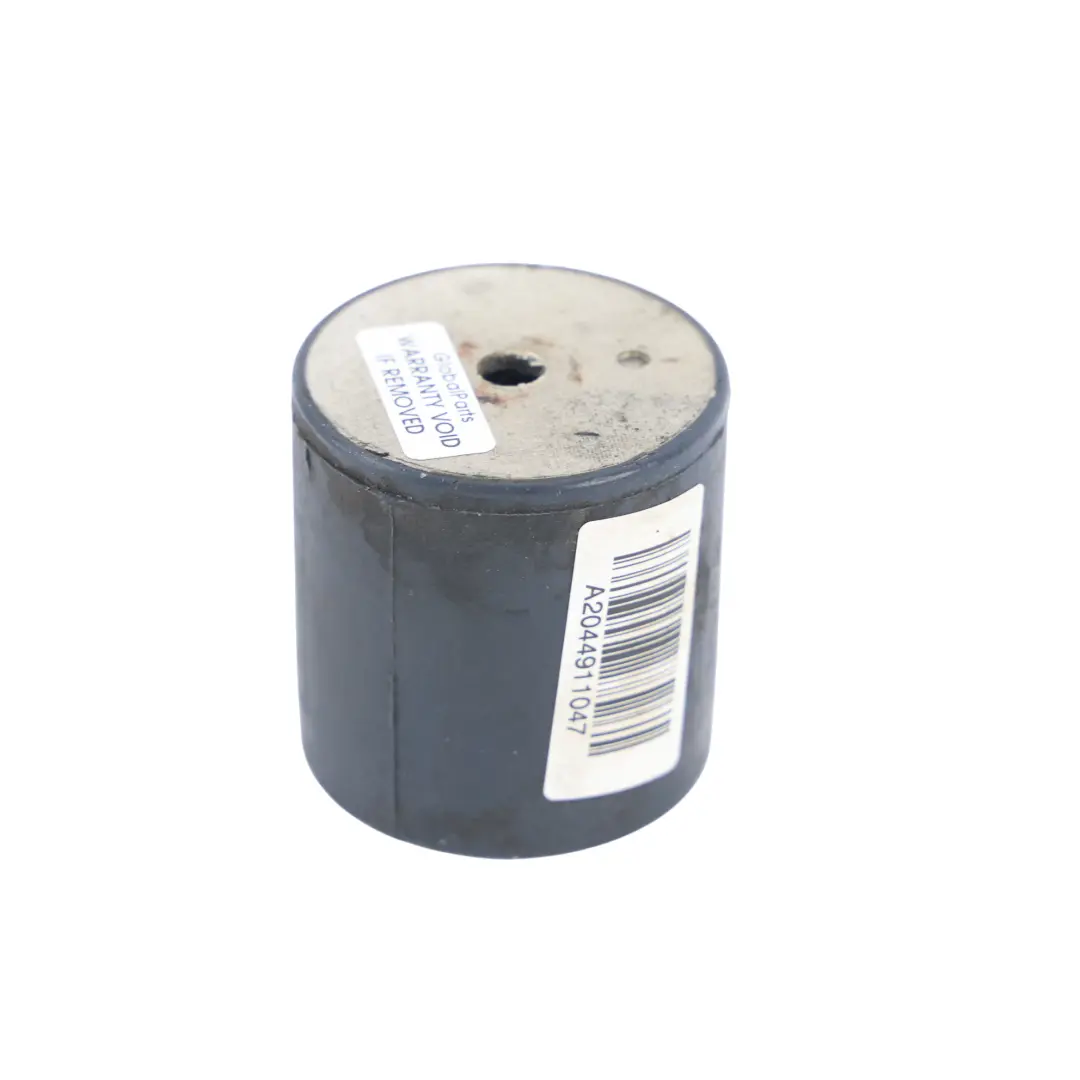 Staffa Ammortizzatore Vibrazioni Molla per Mercedes W205 con numero di parte A2044911047 Mercedes W205 Staffa Ammortizzatore Vibrazioni Molla - SKU A2044911047 - Numero di parte A2044911047