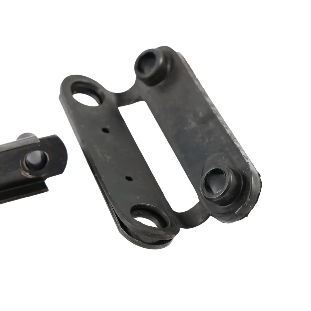 Soporte Bracket Montaje Escape para Mercedes W204 con número de pieza A2044920218 Mercedes W204 Soporte Bracket Montaje Escape - SKU A2044920218 - Número de pieza A2044920218