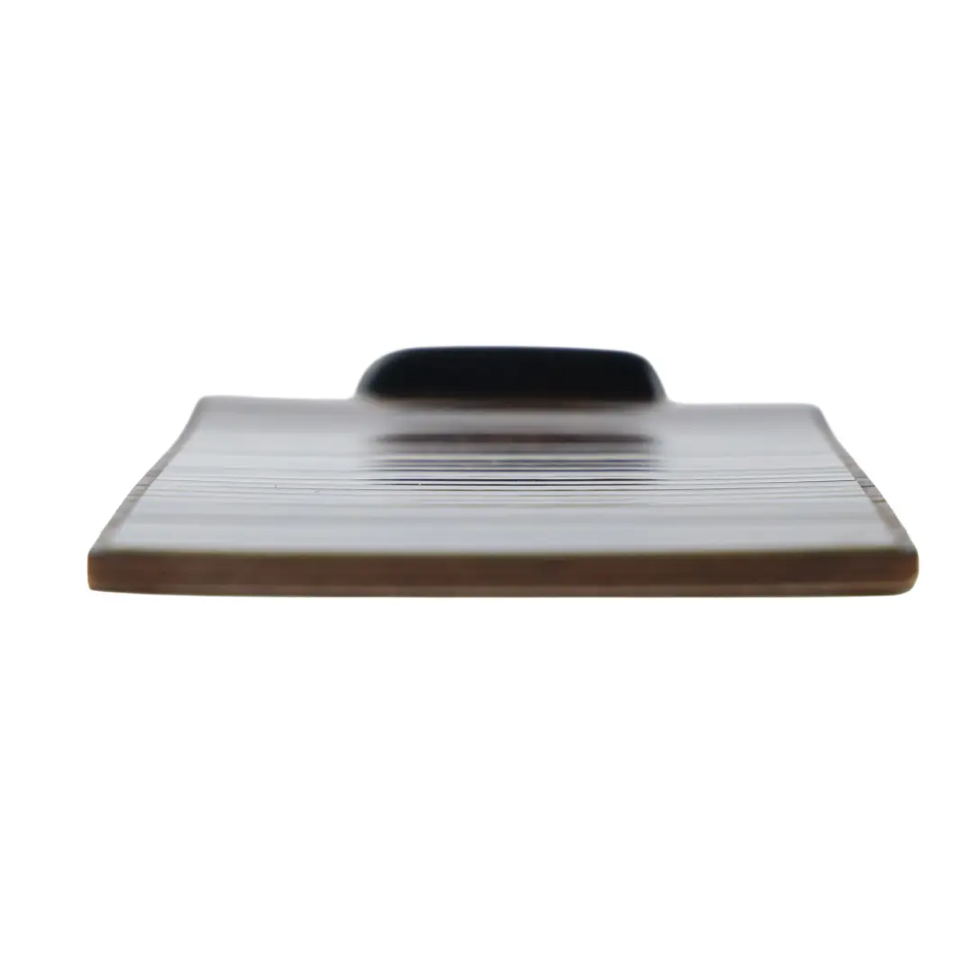 Panneau Cache Rouleau Plateau Console Centrale Noyer pour Mercedes W204 à propos du numéro de pièce A2046802908 Mercedes W204 Panneau Cache Rouleau Plateau Console Centrale Noyer - SKU A2046802908 - Numéro de pièce A2046802908