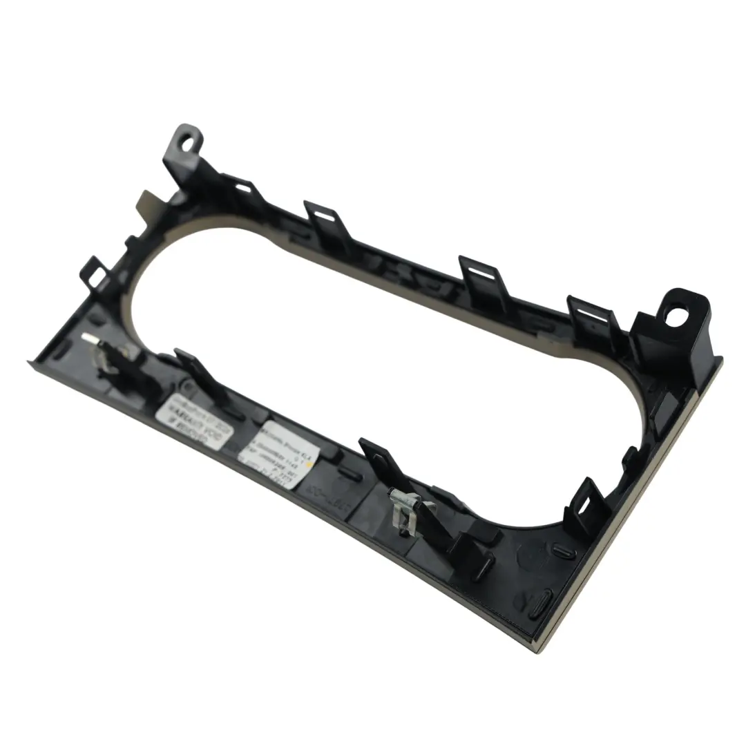 Cadre Commande Chauffage Climatisation pour Mercedes W204 Elegance à propos du numéro de pièce A2046803508 Mercedes W204 Elegance Cadre Commande Chauffage Climatisation - SKU A2046803508-2 - Numéro de pièce A2046803508