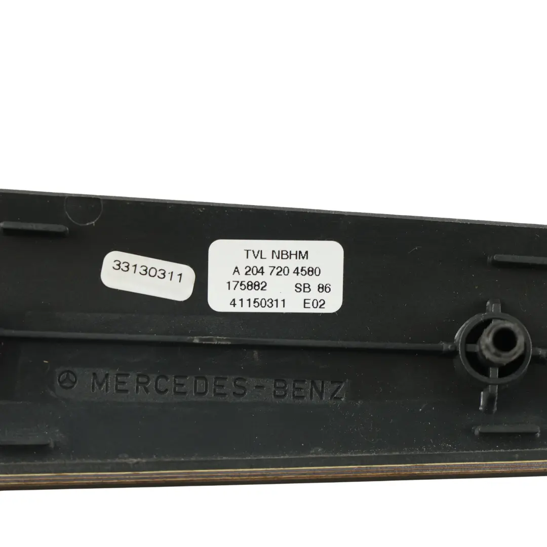 Mercedes W204 Panel Moldura Puerta Delantera Izquierda Nogal - SKU A2047204580 - Número de pieza A2047204580