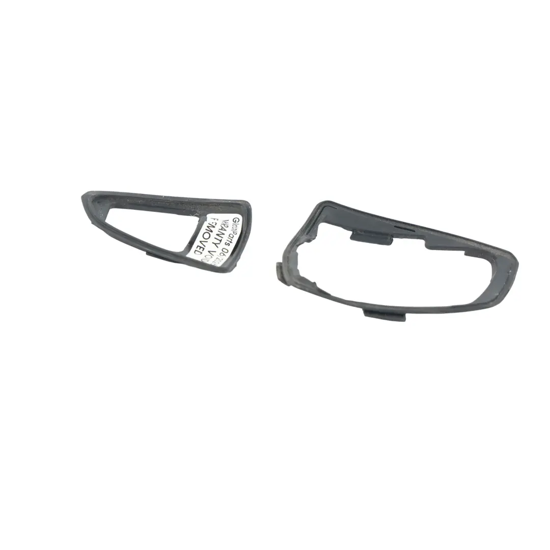 Guarnizione Maniglia Porta Post. Sinistra per Mercedes W204 S212 R172 con numero di parte A2047660705 Mercedes W204 S212 R172 Guarnizione Maniglia Porta Post. Sinistra - SKU A2047660705-1 - Numero di parte A2047660705
