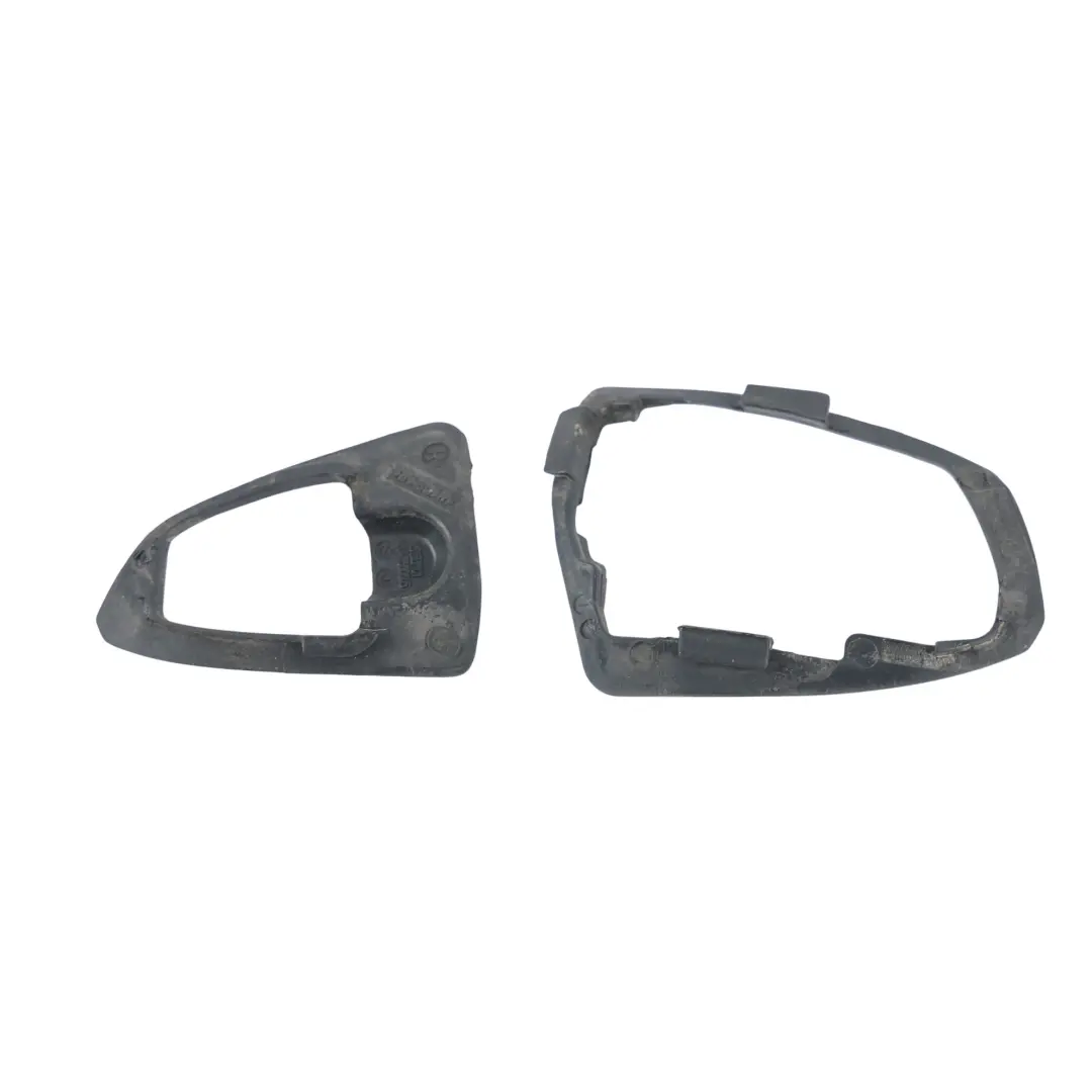 Uszczelka Klamki Drzwi Tylna Lewa do Mercedes W204 S212 R172 o numerze A2047660705 Mercedes W204 S212 R172 Uszczelka Klamki Drzwi Tylna Lewa - SKU A2047660705-1 - Numer Części A2047660705