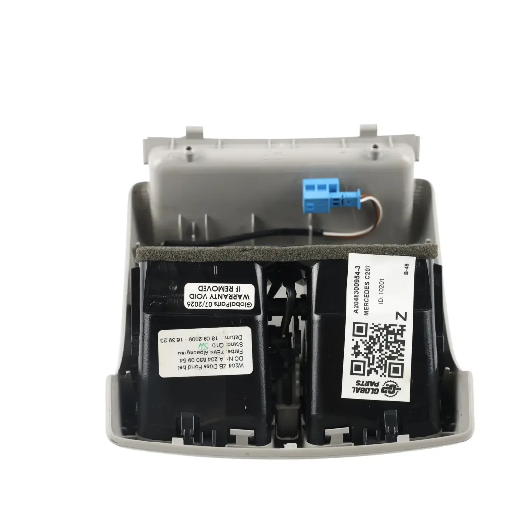 Buse Aération Arrière Console Centrale Gris Alpaga pour Mercedes W204 à propos du numéro de pièce A2048300954 Mercedes W204 Buse Aération Arrière Console Centrale Gris Alpaga - SKU A2048300954-3 - Numéro de pièce A2048300954