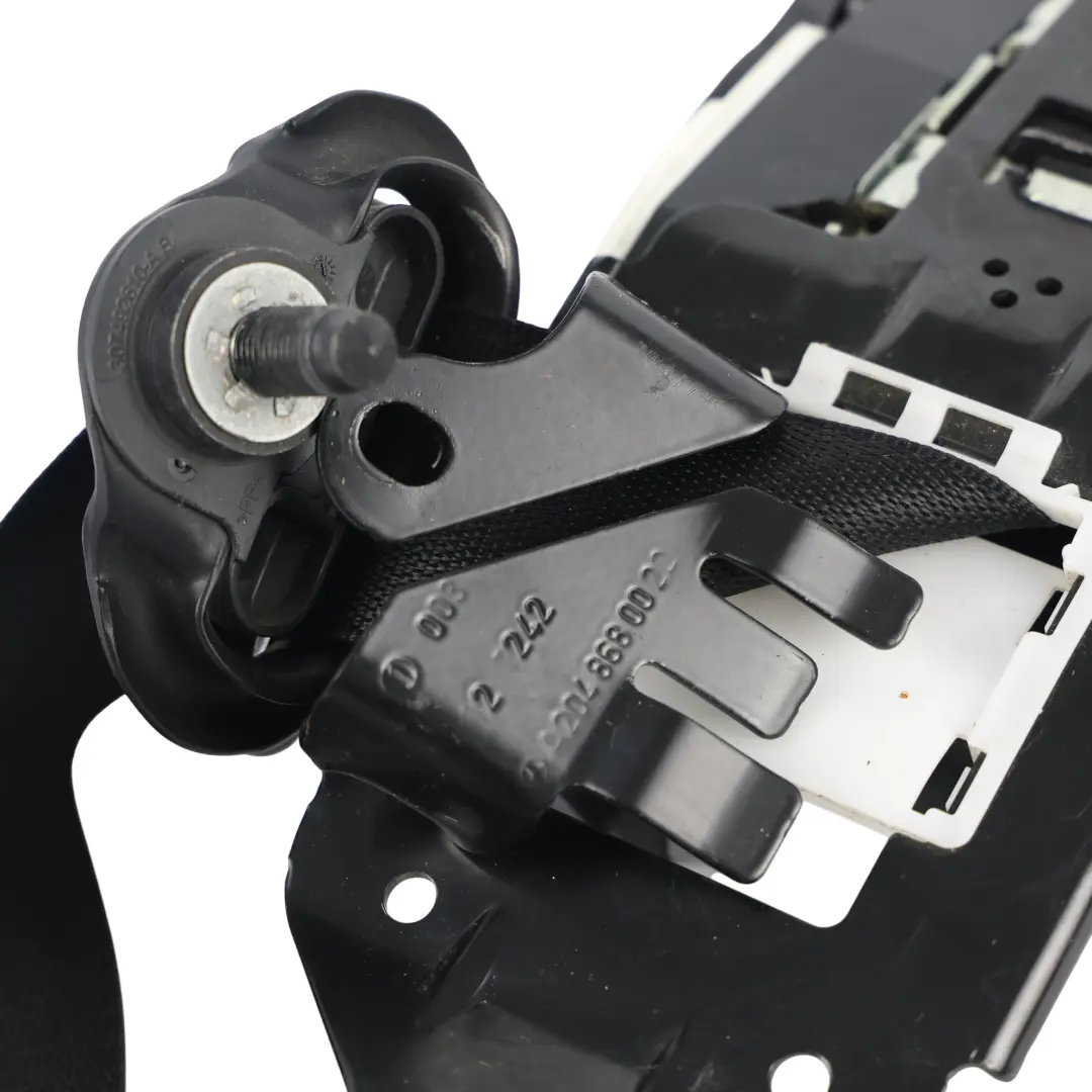 Mercedes C204 Ceinture Sécurité avant gauche Noir - SKU A2048601585 - Numéro de pièce A2048601585