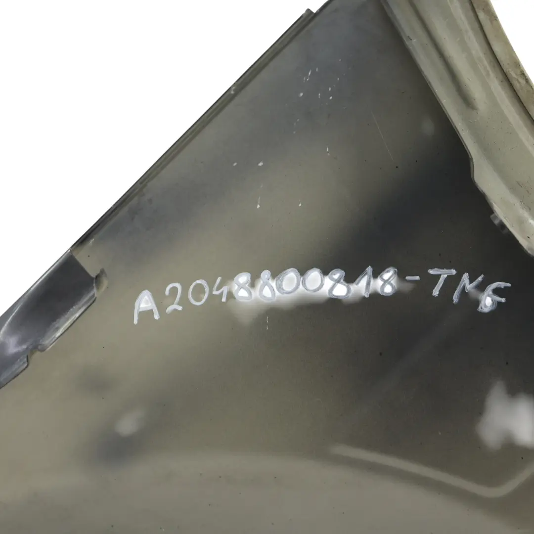 C63 Seitenteil Vorne Links Kotflügel Tenoritgrau 755 für Mercedes W204 AMG mit Teilenummer A2048800818 Mercedes W204 AMG C63 Seitenteil Vorne Links Kotflügel Tenoritgrau 755 - SKU A2048800818-TNG - Teilenummer A2048800818