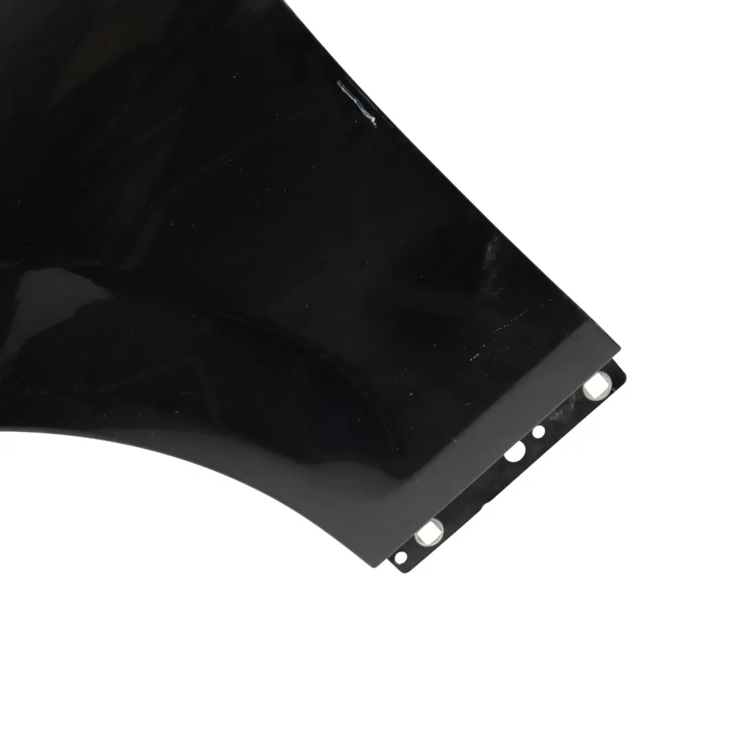 Pannello Alare Laterale Anteriore Sinistro Obsidian Black - 197 per Mercedes W204 con numero di parte A2048801318 Mercedes W204 Pannello Alare Laterale Anteriore Sinistro Obsidian Black - 197 - SKU A2048801318-OB1 - Numero di parte A2048801318