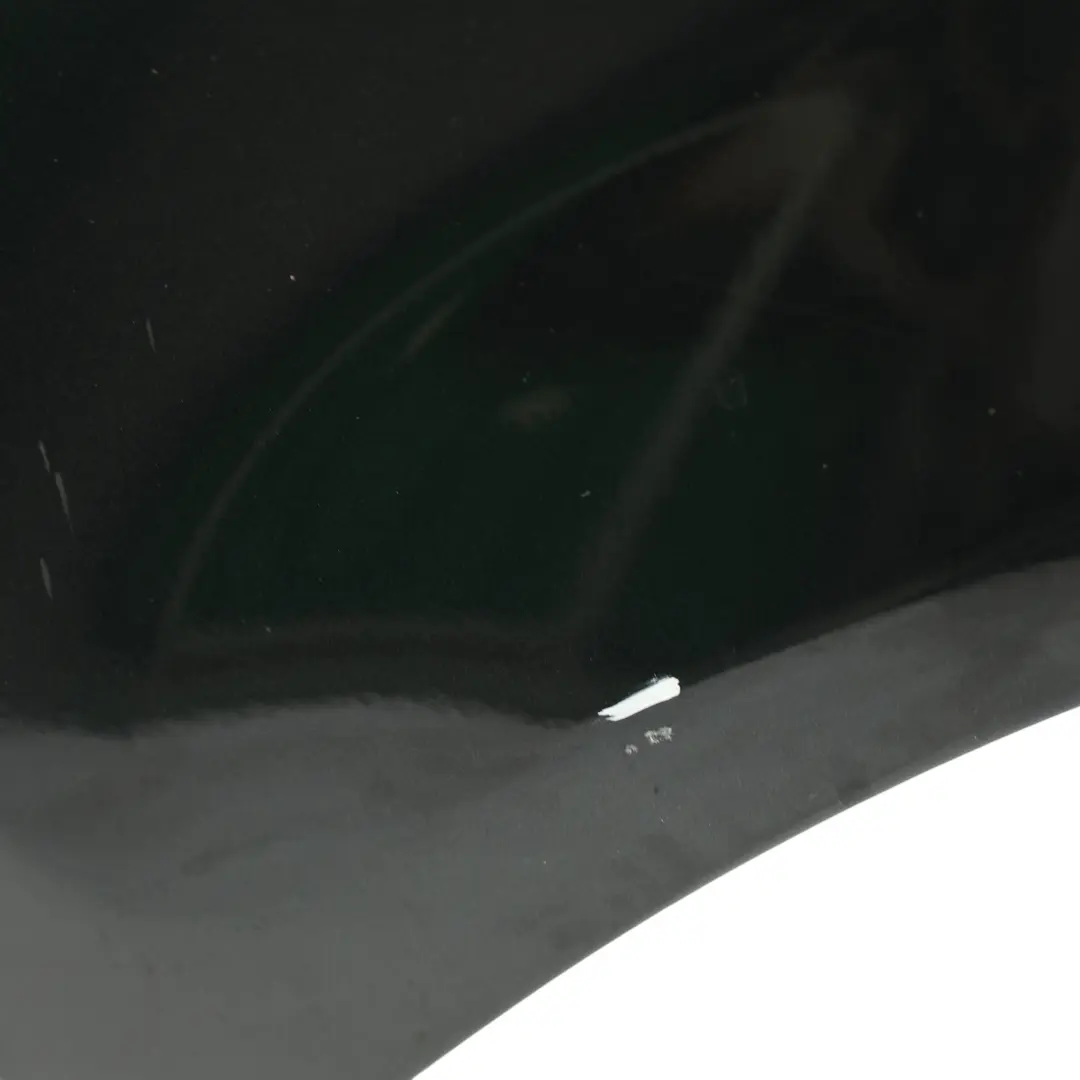Panneau latéral de l'aile avant droite Magnetit Schwarz Black 183 pour Mercedes W204 à propos du numéro de pièce A2048801418 Mercedes W204 Panneau latéral de l'aile avant droite Magnetit Schwarz Black 183 - SKU A2048801418-MTS2 - Numéro de pièce A2048801418