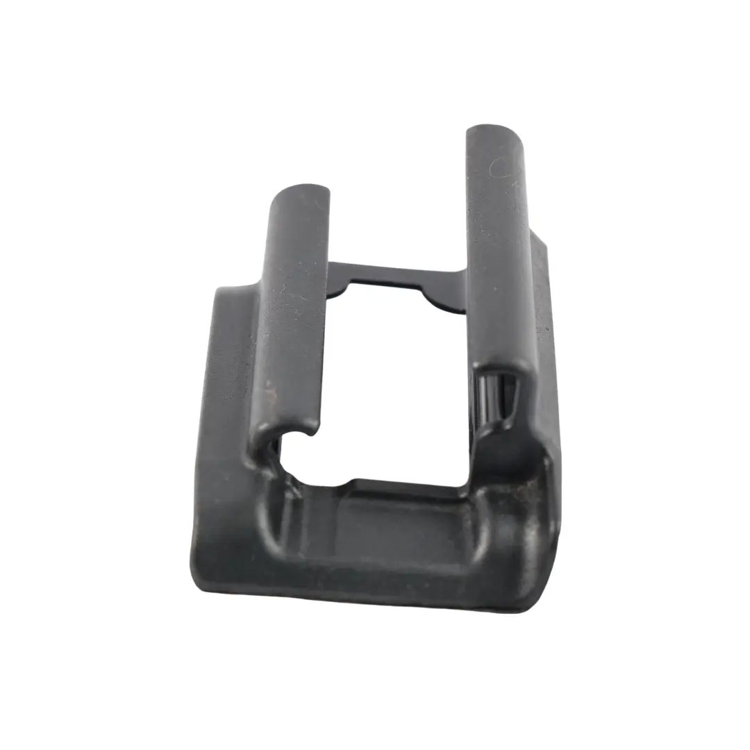 Mercedes W204 Copri Guida Binario Interno Sedile Anteriore Sinistro - SKU A2049190120 - Numero di parte A2049190120