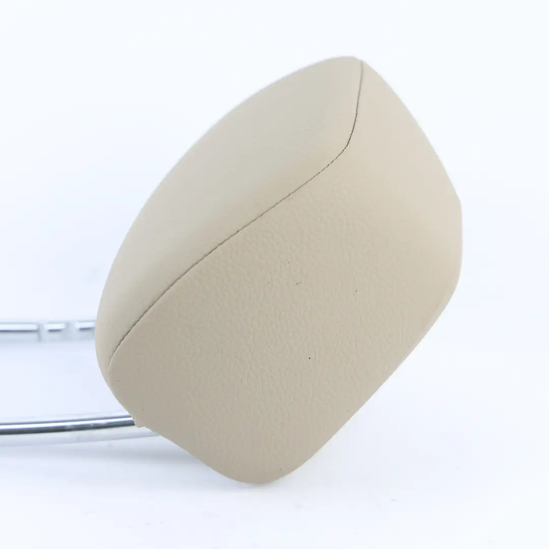 Poggiatesta Sedile Pelle Beige Sinistro Destro per Mercedes W204 con numero di parte A2049702950 Mercedes W204 Poggiatesta Sedile Pelle Beige Sinistro Destro - SKU A2049702950-4 - Numero di parte A2049702950