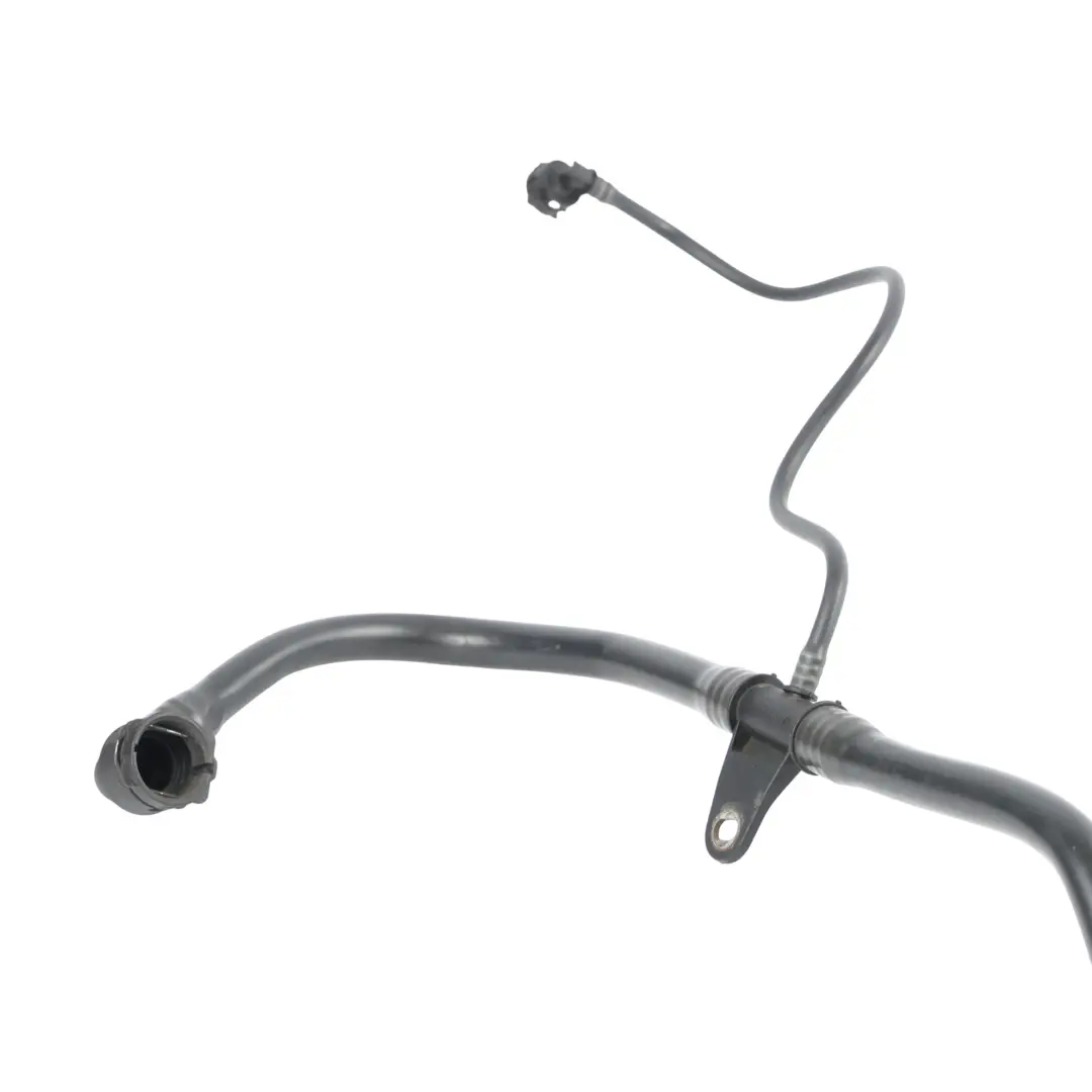 Mercedes W205 Tubo Radiatore Liquido Refrigerante OM651 - SKU A2055011991 - Numero di parte A2055011991