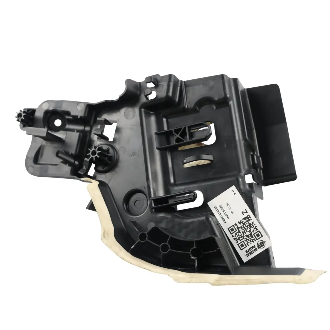 Mercedes C205 C238 Soporte Cerradura Puerta Delantero Izquierdo - SKU A2057230108 - Número de pieza A2057230108