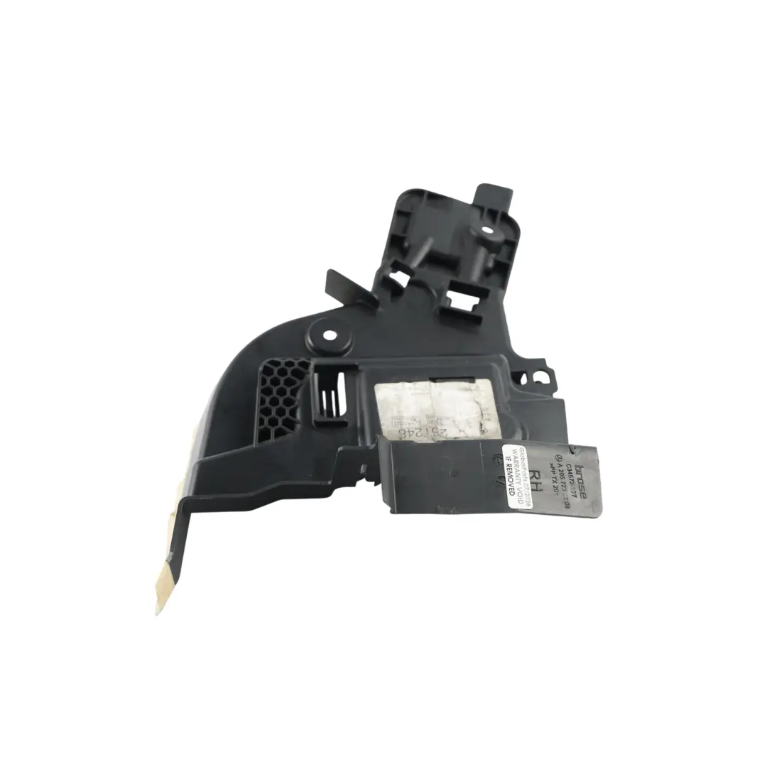 Support Mécanisme Serrure Porte Avant Droit pour Mercedes C205 à propos du numéro de pièce A2057230208 Mercedes C205 Support Mécanisme Serrure Porte Avant Droit - SKU A2057230208 - Numéro de pièce A2057230208