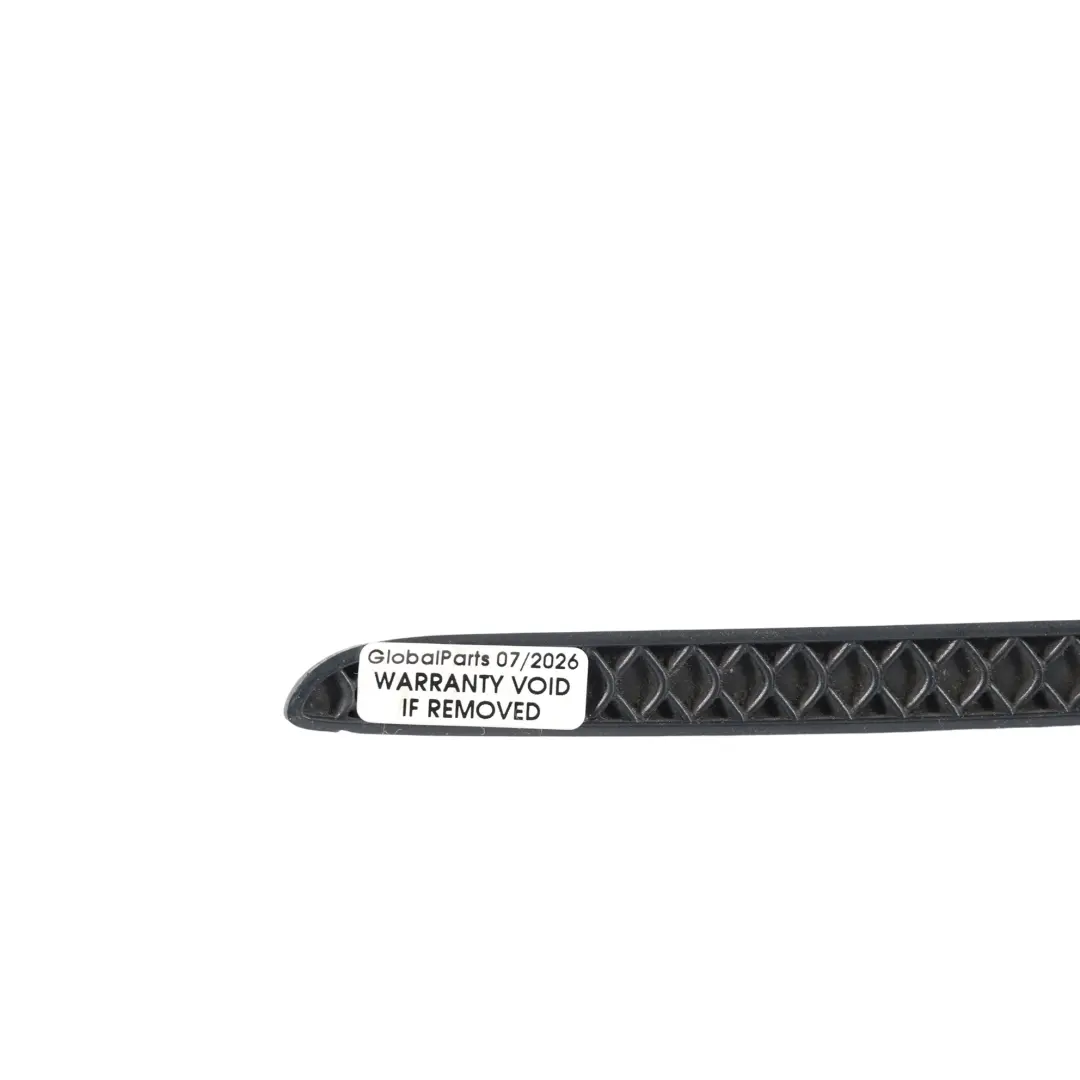 Mercedes W205 AMG Griglia Copertura Paraurti Posteriore Destra - SKU A2058850153 - Numero di parte A2058850153