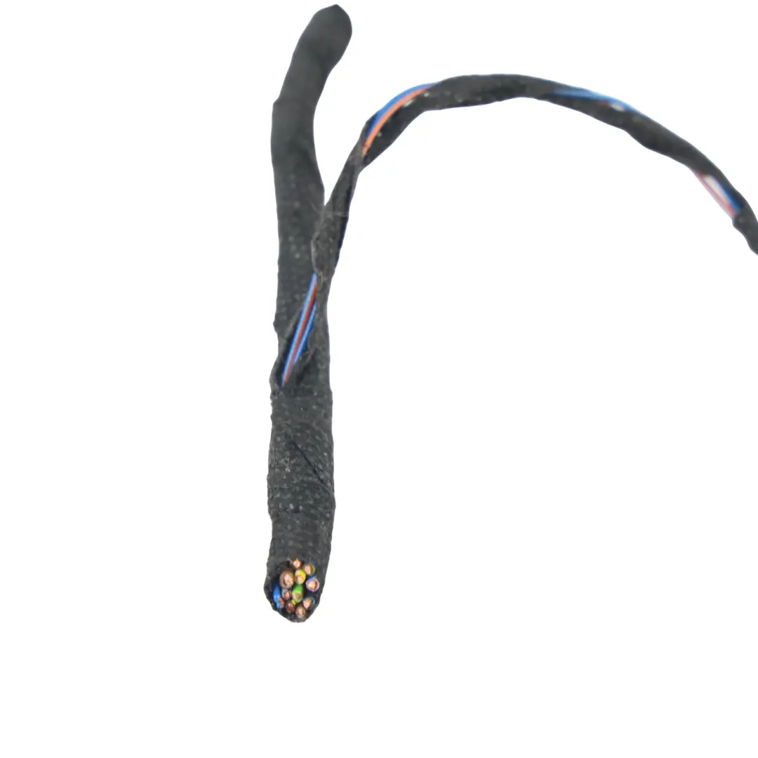 Rückleuchte LED Seitenteil Verkabelung Rechts für Mercedes W205 mit Teilenummer A2059061457 Mercedes W205 Rückleuchte LED Seitenteil Verkabelung Rechts - SKU A2059061457-4 - Teilenummer A2059061457