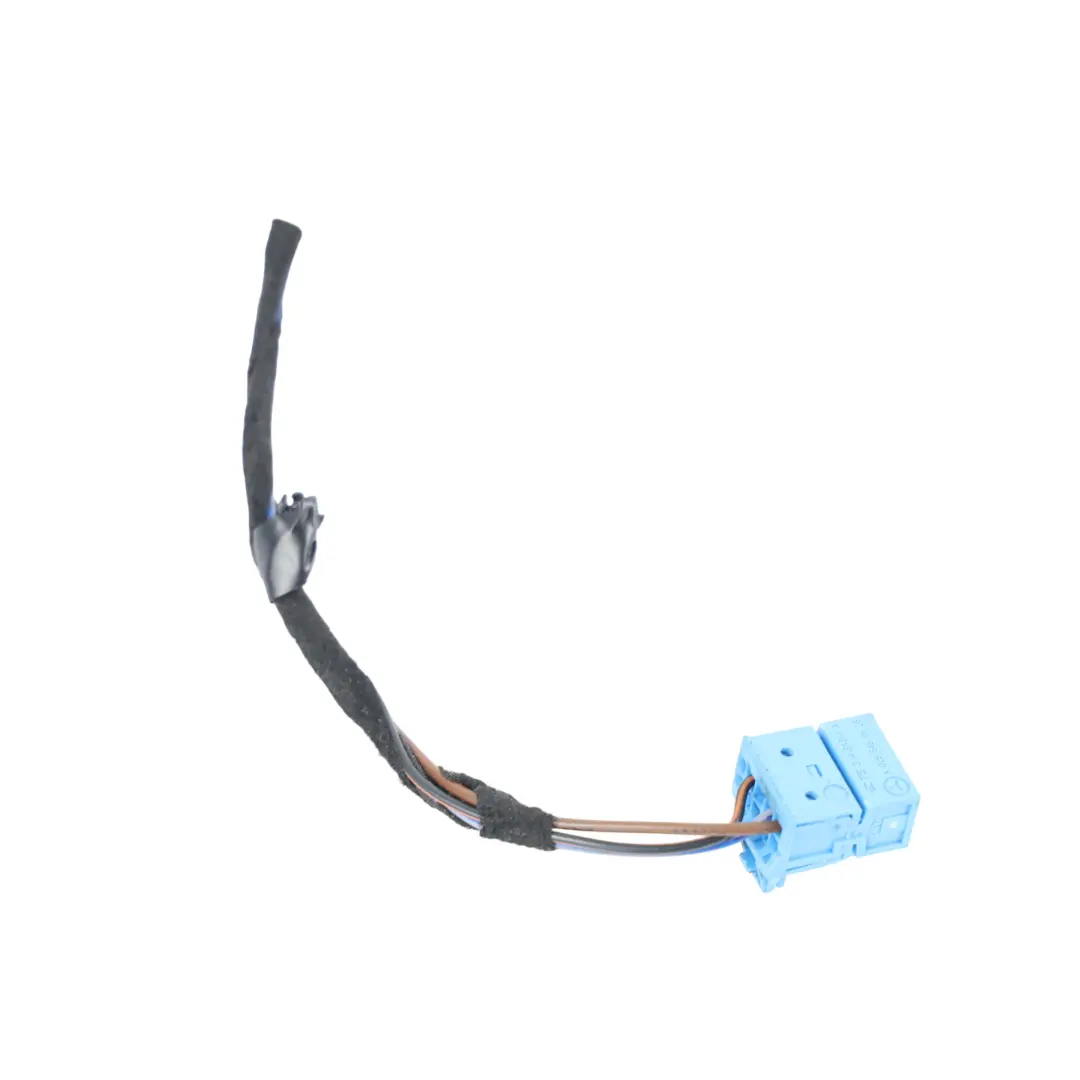 Lampada Posteriore Interna Cablaggio Sinistra per Mercedes S205 Estate con numero di parte A2059065005 Mercedes S205 Estate Lampada Posteriore Interna Cablaggio Sinistra - SKU A2059065005-2 - Numero di parte A2059065005