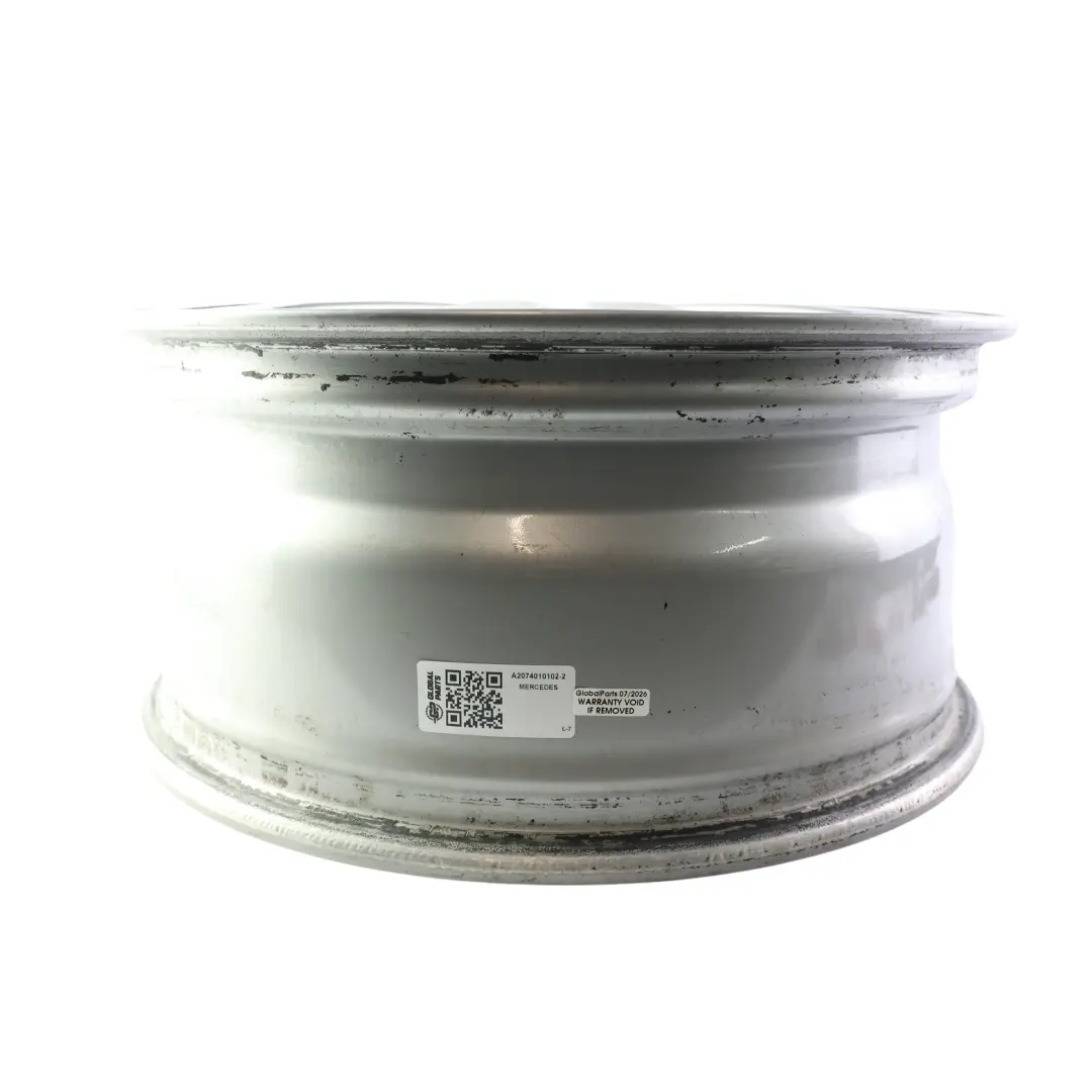 Cerchio Lega 17" 7.5J ET45 per Mercedes A207 C207 con numero di parte A2074010102 Mercedes A207 C207 Cerchio Lega 17" 7.5J ET45 - SKU A2074010102-2 - Numero di parte A2074010102