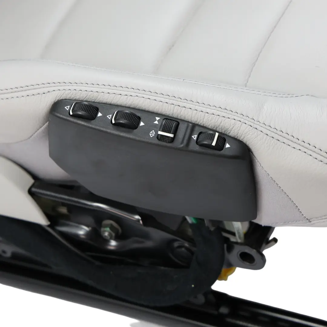 Mercedes C207 Coupe Siège Avant Chauffant Électrique Mémoire Gauche Cuir Gris - SKU A2079101747-26 - Numéro de pièce A2079101747