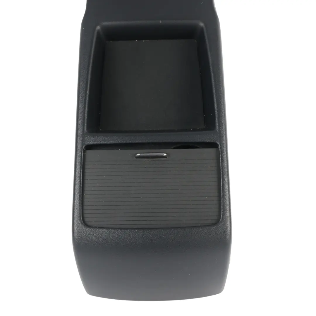 Porte-Gobelet Rangement Siège Arrière Noir pour Mercedes W204 C207 à propos du numéro de pièce A2079202821 Mercedes W204 C207 Porte-Gobelet Rangement Siège Arrière Noir - SKU A2079202821 - Numéro de pièce A2079202821