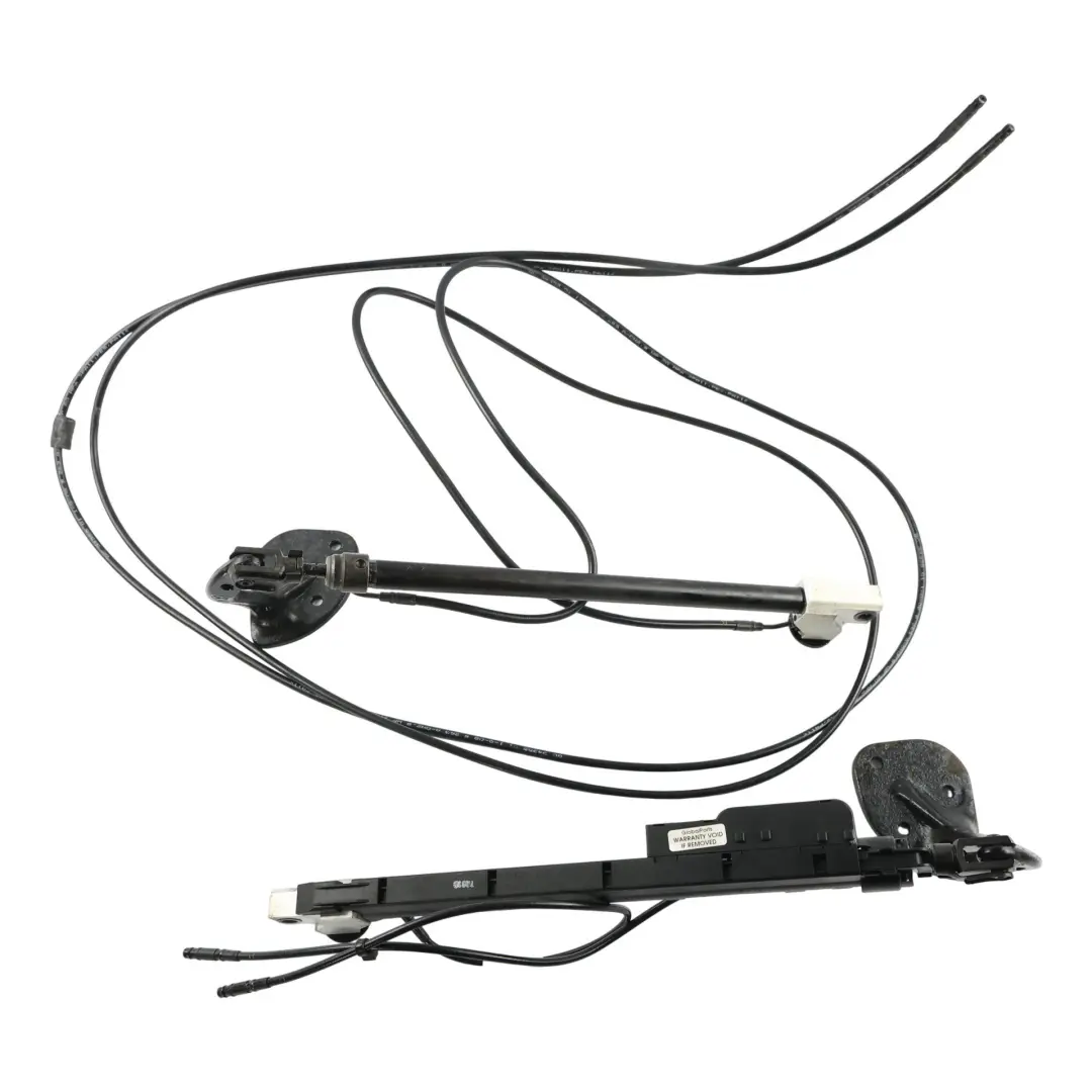 Pokrywa Siłownika Hydraulicznego Dachu do Mercedes W209 o numerze A2098001272 Mercedes W209 Pokrywa Siłownika Hydraulicznego Dachu - SKU A2098001272-2 - Numer Części A2098001272