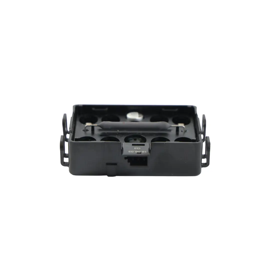 C203 C209 W220 Capteur Pluie Lumière Unité pour Mercedes W203 S203 à propos du numéro de pièce A2098202426 Mercedes W203 S203 C203 C209 W220 Capteur Pluie Lumière Unité - SKU A2098202426 - Numéro de pièce A2098202426