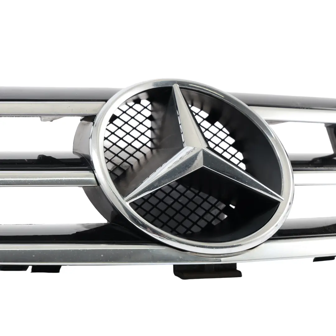 Mercedes W209 Griglia Anteriore Copertura Radiatore Cofano Cromo - SKU A2098800123-1 - Numero di parte A2098800123