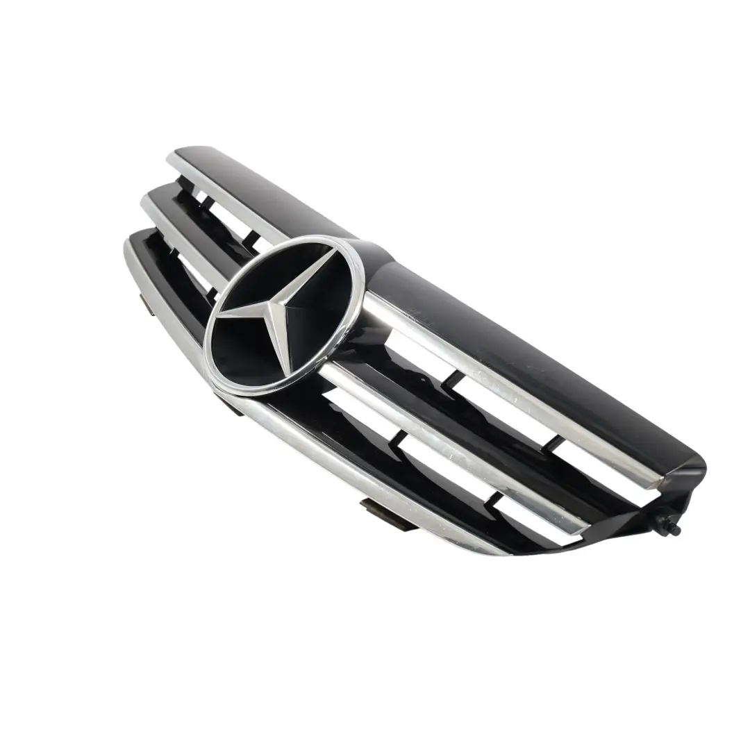 Griglia Anteriore Copertura Radiatore Cofano Cromo per Mercedes W209 con numero di parte A2098800123 Mercedes W209 Griglia Anteriore Copertura Radiatore Cofano Cromo - SKU A2098800123-1 - Numero di parte A2098800123