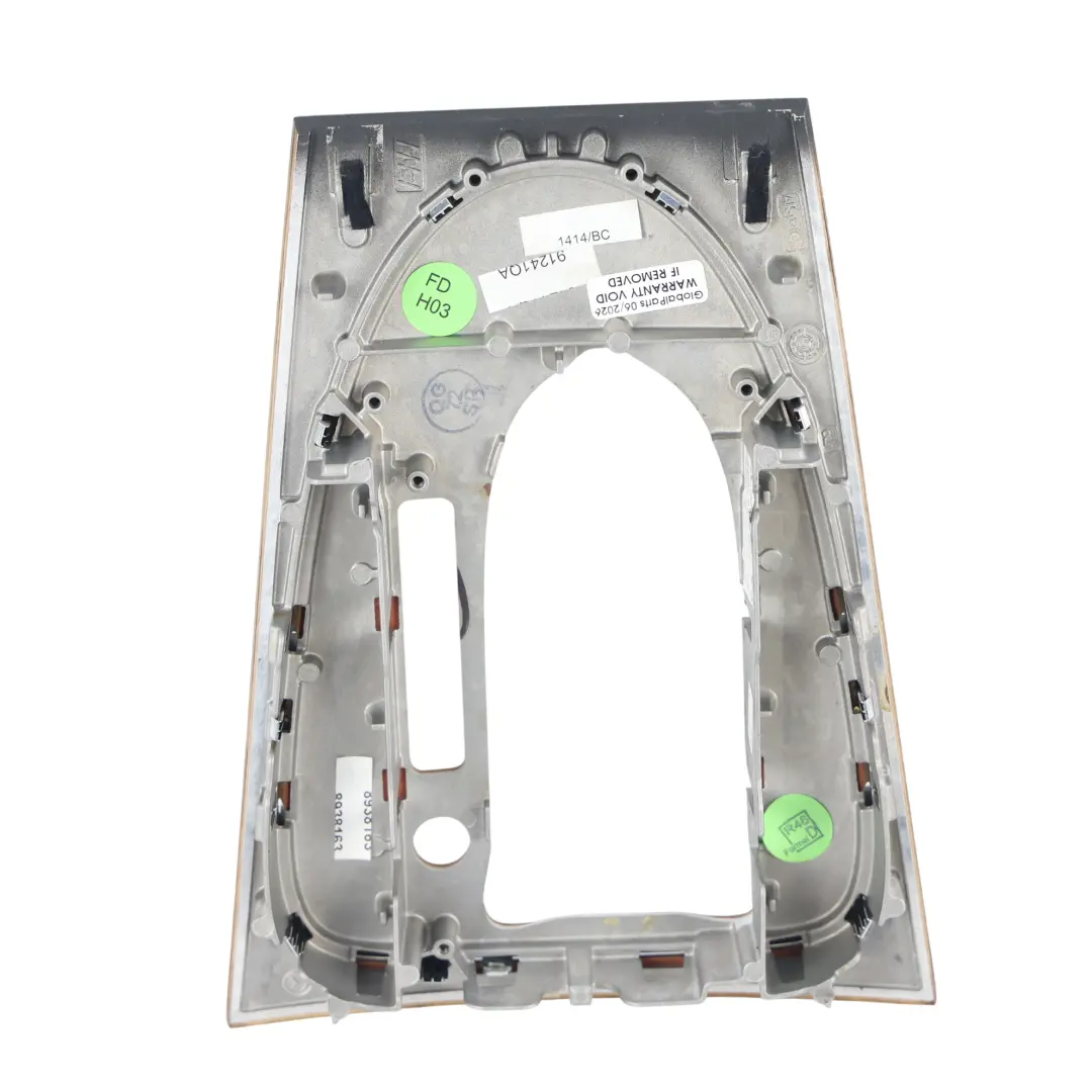 Cubierta Selector Cambio Madera para Mercedes E-Class W211 con número de pieza A2116802336 Mercedes E-Class W211 Cubierta Selector Cambio Madera - SKU A2116802336 - Número de pieza A2116802336