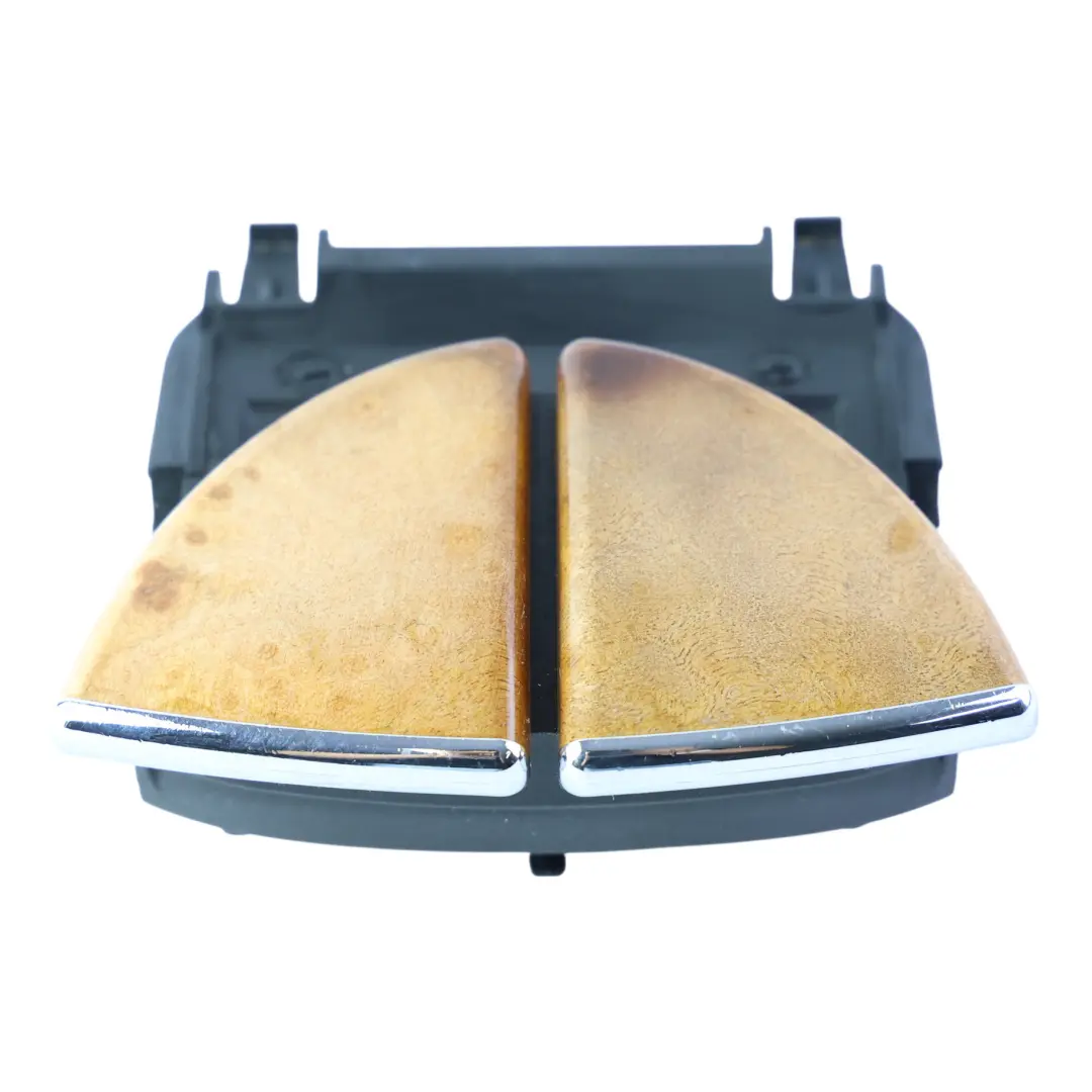 Carcasa Consola Central Soporte Cenicero para Mercedes W211 con número de pieza A2116804084 Mercedes W211 Carcasa Consola Central Soporte Cenicero - SKU A2116804084 - Número de pieza A2116804084
