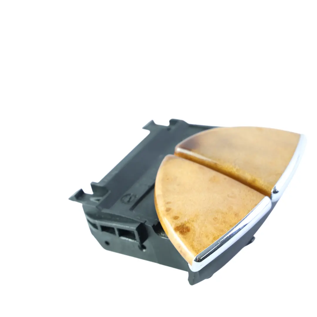 Carcasa Consola Central Soporte Cenicero para Mercedes W211 con número de pieza A2116804084 Mercedes W211 Carcasa Consola Central Soporte Cenicero - SKU A2116804084 - Número de pieza A2116804084