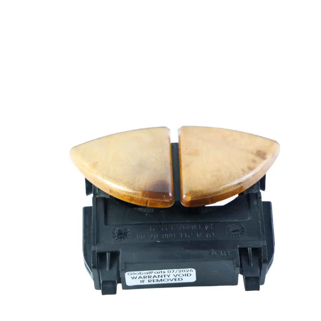 Mercedes W211 Support Cendrier Boîtier Console Centrale - SKU A2116804084 - Numéro de pièce A2116804084