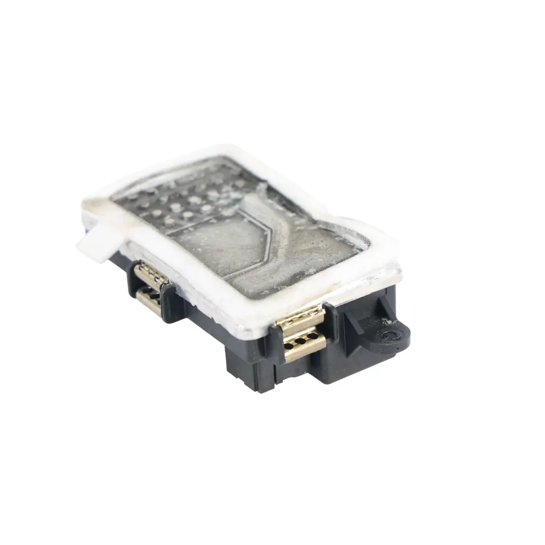W207 W212 Rezystor Opornik Dmuchawy do Mercedes W202 o numerze A2128702110 Mercedes W202 W207 W212 Rezystor Opornik Dmuchawy - SKU A2128702110 - Numer Części A2128702110