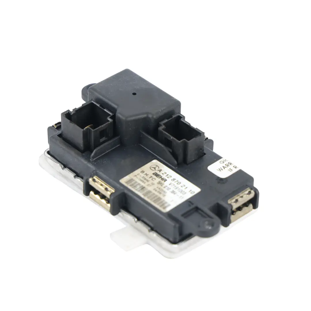 Soplador De Calefacción Mercedes W204 W207 W212 Regulador para Motor con número de pieza A2128702110 Motor Soplador De Calefacción Mercedes W204 W207 W212 Regulador - SKU A2128702110 - Número de pieza A2128702110
