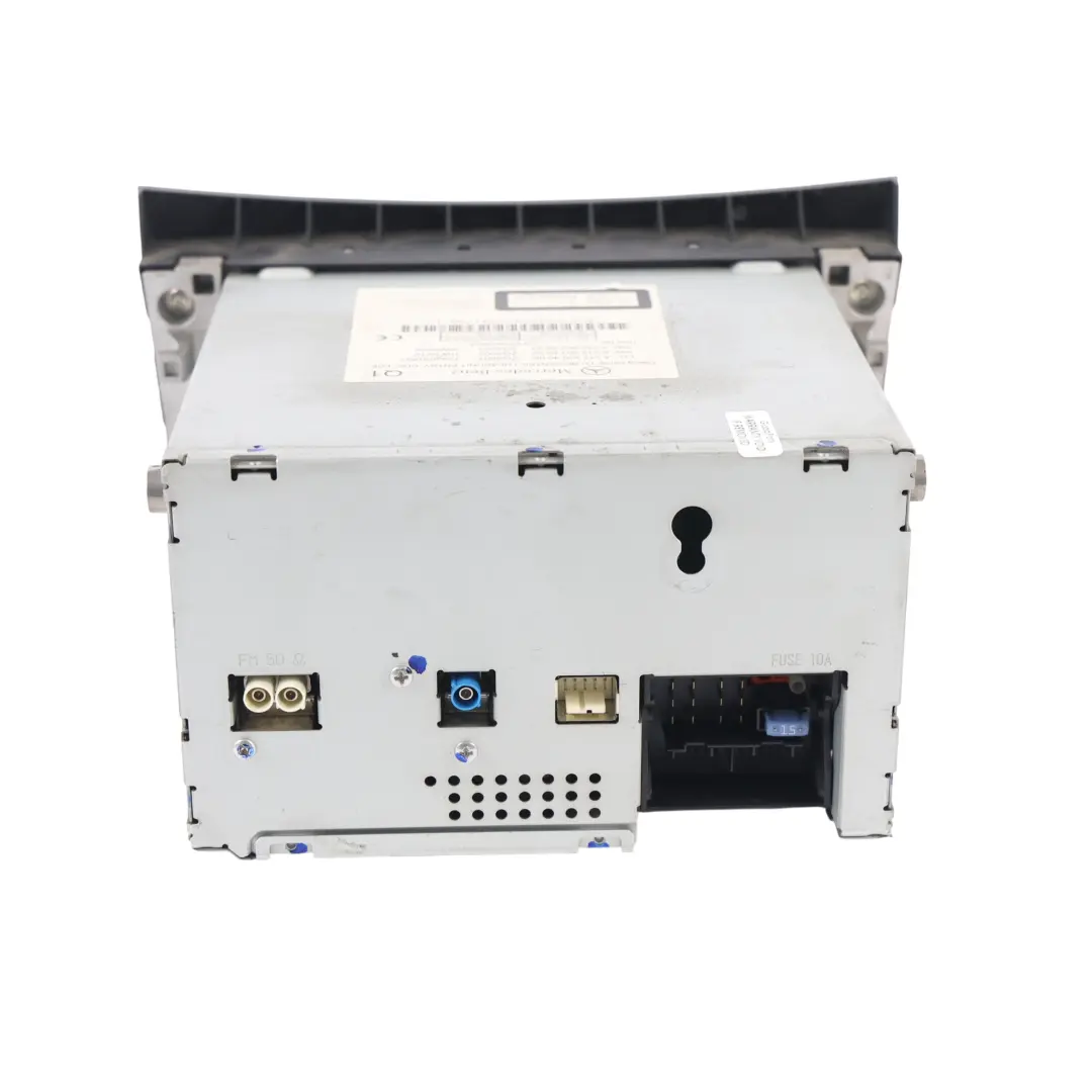 Stereo Radio Lettore CD Unità principale per Mercedes C207 con numero di parte A2129004008 Mercedes C207 Stereo Radio Lettore CD Unità principale - SKU A2129004008 - Numero di parte A2129004008
