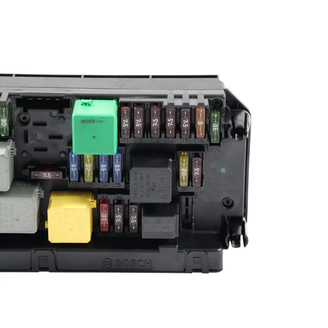 Front SAM Fuse Relay Box Control Unit Module to Mercedes W204 with Part number A2129008107 Mercedes W204 Front SAM Fuse Relay Box Control Unit Module - SKU A2129008107 - Part number A2129008107