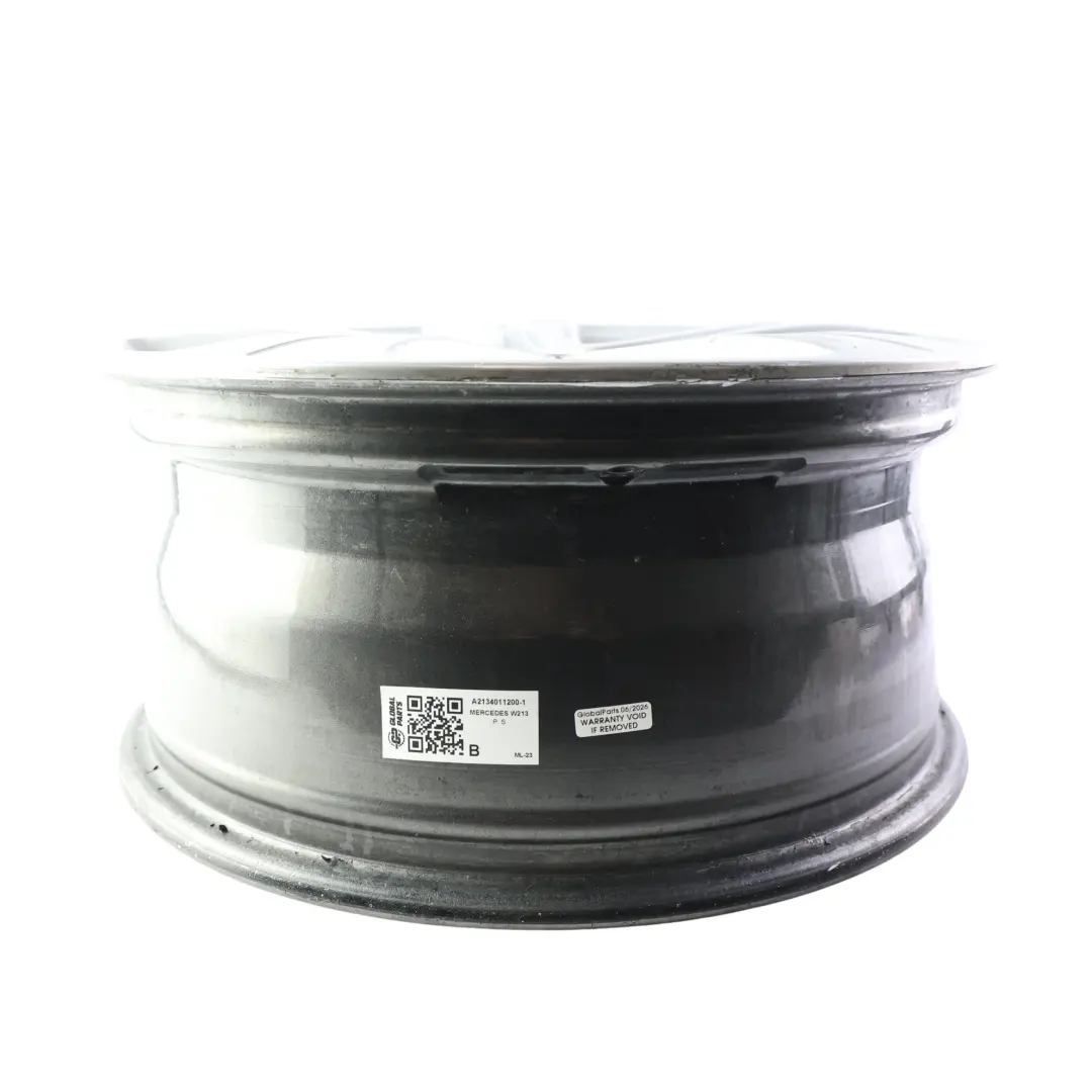 Jante en alliage à 5 branches 17" 7,5J ET:40 pour Mercedes W213 à propos du numéro de pièce A2134011200 Mercedes W213 Jante en alliage à 5 branches 17" 7,5J ET:40 - SKU A2134011200-1 - Numéro de pièce A2134011200