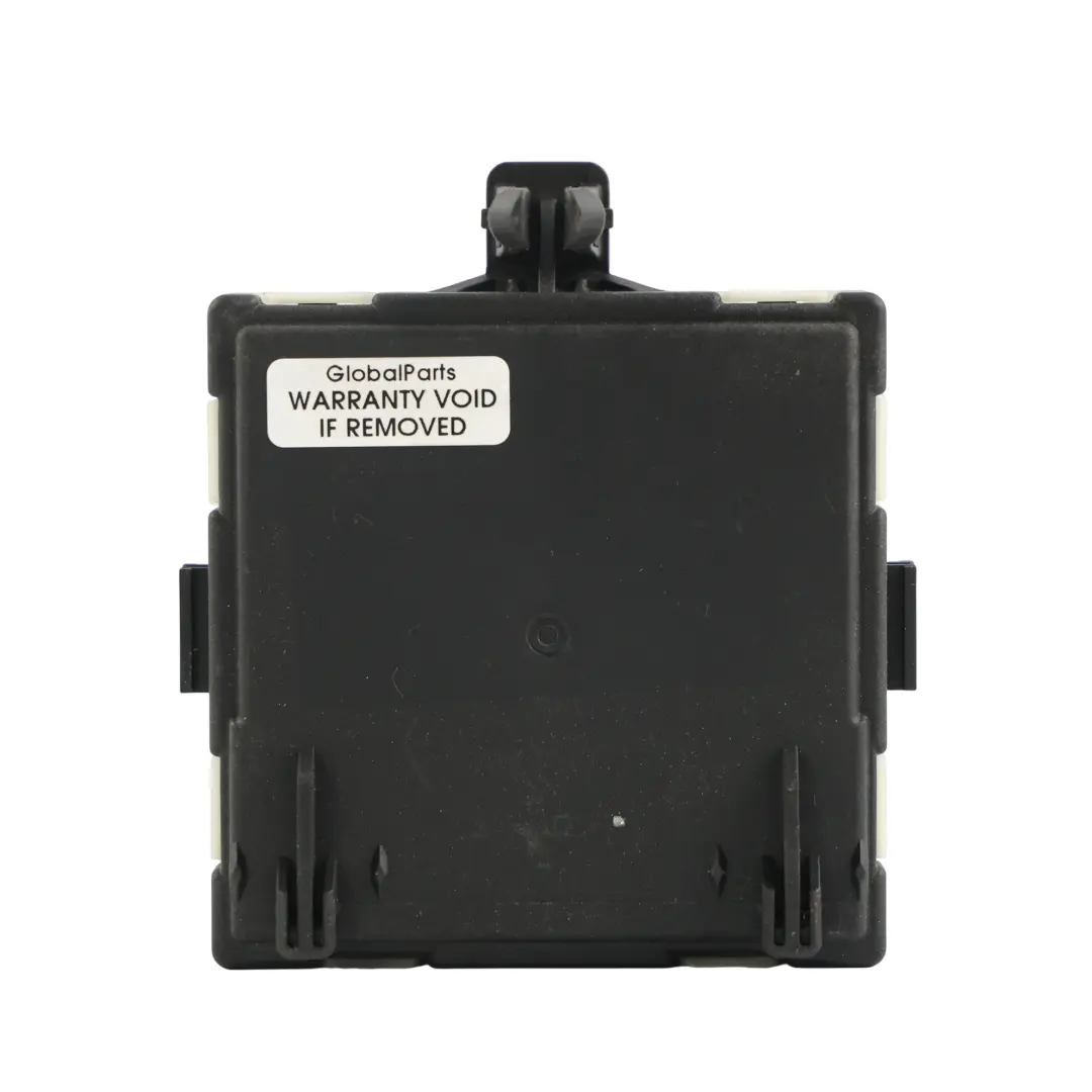 Module Unité Contrôle Porte Avant Gauche pour Mercedes W213 à propos du numéro de pièce A2139000718 Mercedes W213 Module Unité Contrôle Porte Avant Gauche - SKU A2139000718 - Numéro de pièce A2139000718
