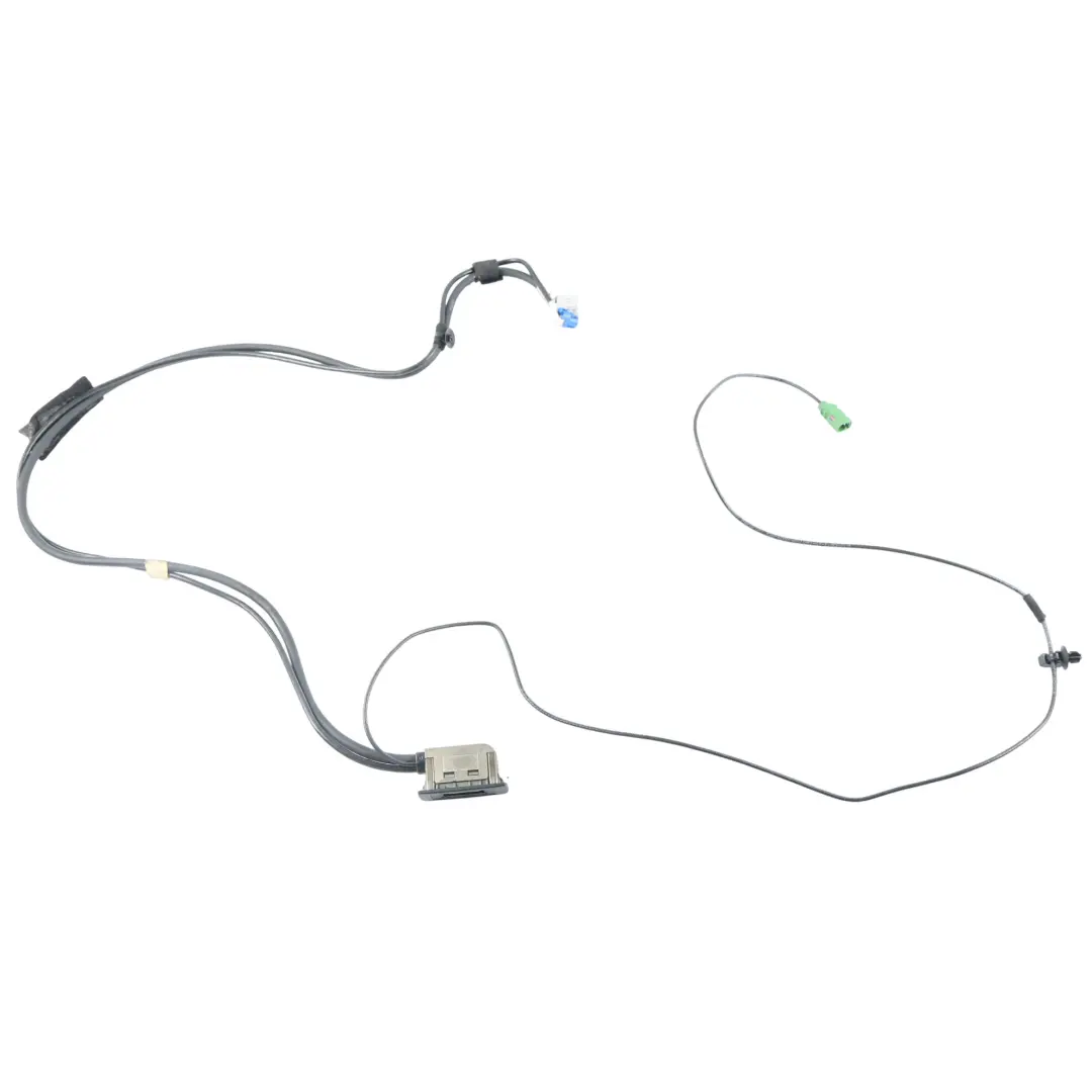 Presa USB 12V Cablaggio Uscita Alimentazione per Mercedes CLS C218 con numero di parte A2188203015 Mercedes CLS C218 Presa USB 12V Cablaggio Uscita Alimentazione - SKU A2188203015 - Numero di parte A2188203015