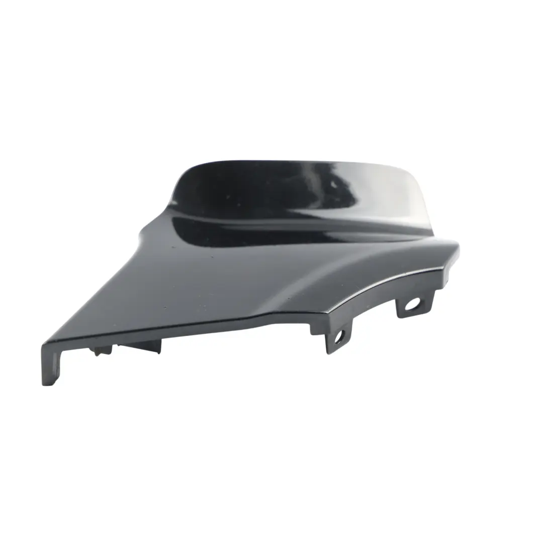 Tapa Ojo Remolque Delantero Negro Obsidiana para Mercedes C218 con número de pieza A2188850326 Mercedes C218 Tapa Ojo Remolque Delantero Negro Obsidiana - SKU A2188850326-OB - Número de pieza A2188850326