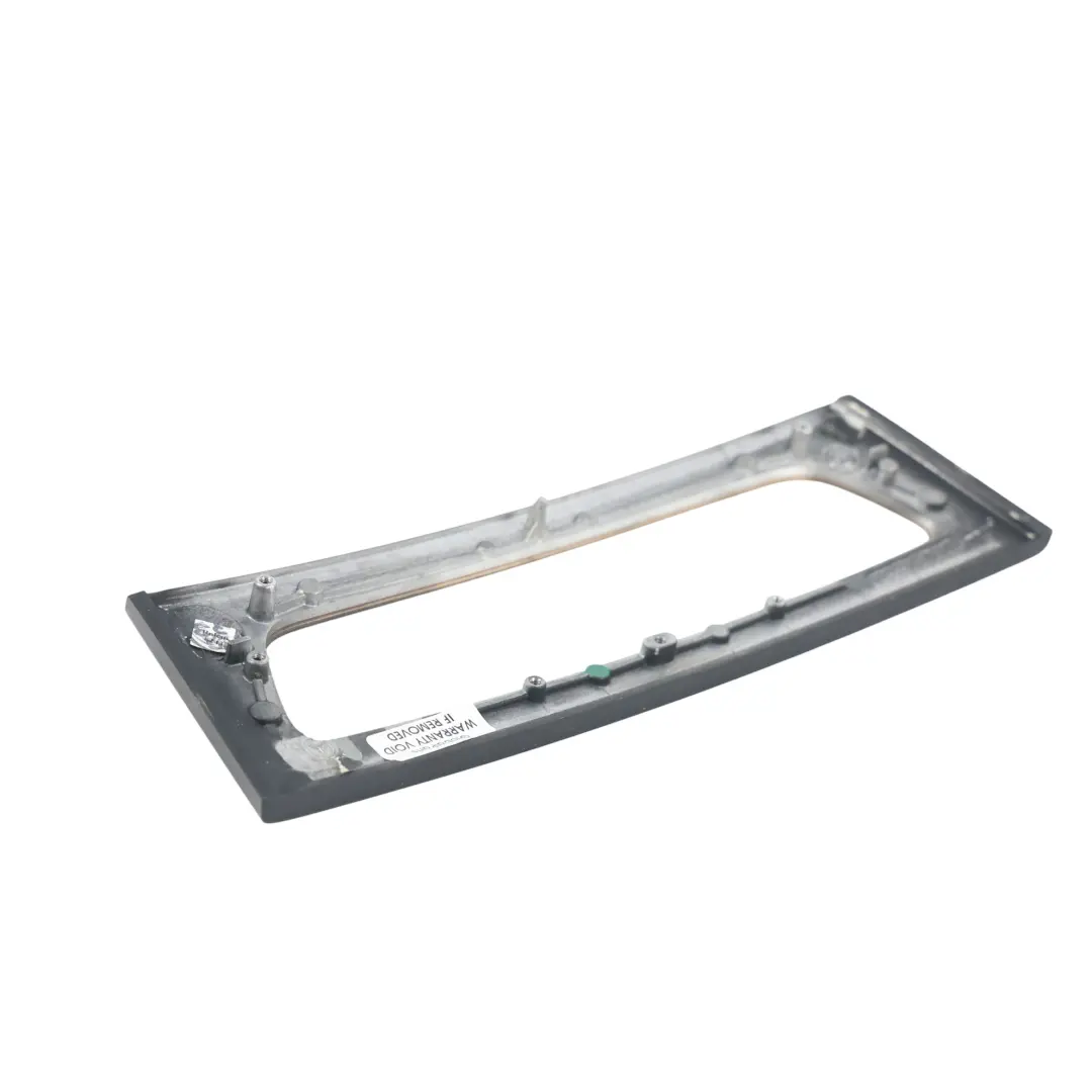 Osłona Przełączników Blokady Drzwi Awaryjny ESP do Mercedes C219 o numerze A2196802139 Mercedes C219 Osłona Przełączników Blokady Drzwi Awaryjny ESP - SKU A2196802139 - Numer Części A2196802139
