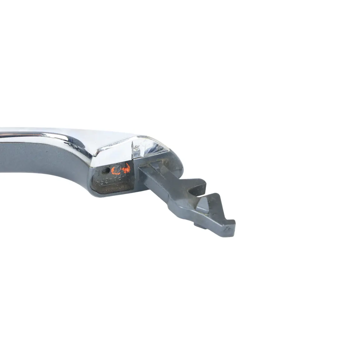 Poignée Porte Arrière Gauche Gris Silex Métallisé 368 pour Mercedes CLS C219 à propos du numéro de pièce A2197600170 Mercedes CLS C219 Poignée Porte Arrière Gauche Gris Silex Métallisé 368 - SKU A2197600170-FLG - Numéro de pièce A2197600170