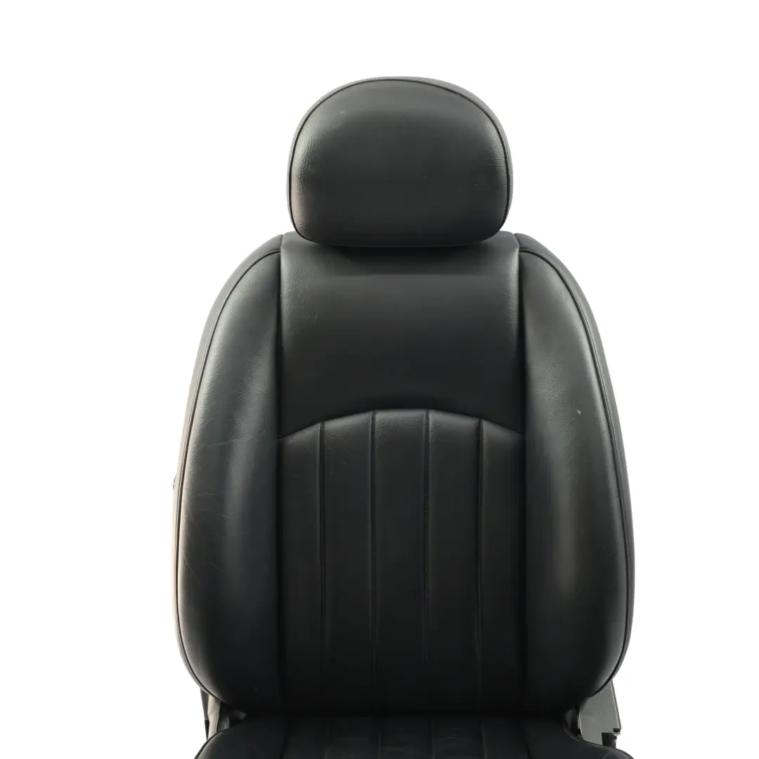 Sedile Anteriore Destro Interno Riscaldato Pelle Nero per Mercedes CLS C219 con numero di parte A2199103547 Mercedes CLS C219 Sedile Anteriore Destro Interno Riscaldato Pelle Nero - SKU A2199103547-2 - Numero di parte A2199103547