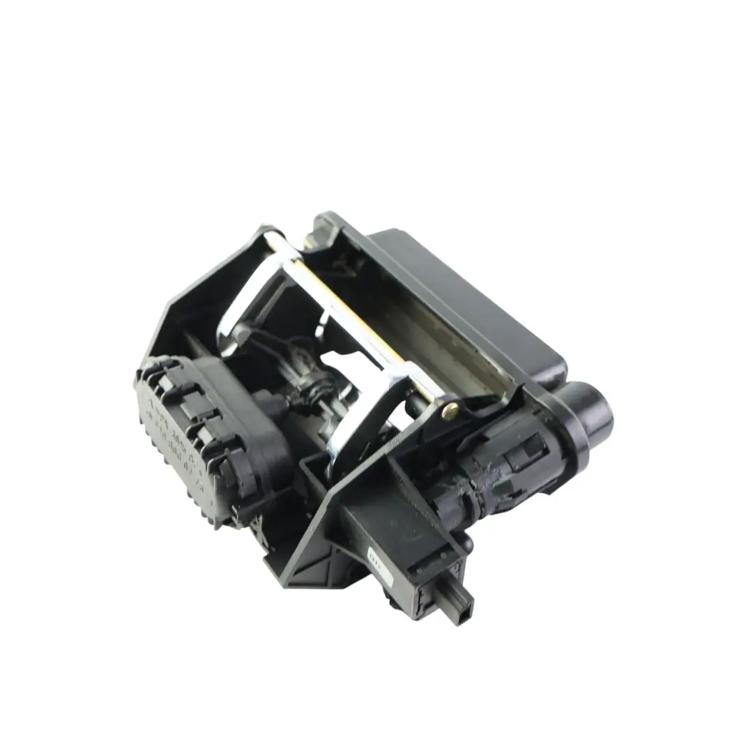 Maniglia Serratura Portellone Bagagliaio Posteriore per Mercedes W220 con numero di parte A2207500893 Mercedes W220 Maniglia Serratura Portellone Bagagliaio Posteriore - SKU A2207500893-1 - Numero di parte A2207500893