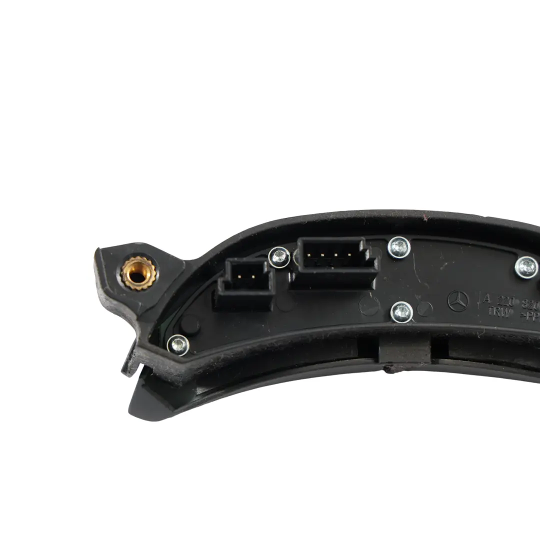 Mercedes-Benz W220 1 Schalter Lenkradschalter Multifunktionstasten für mit Teilenummer A2208210679 Mercedes-Benz W220 1 Schalter Lenkradschalter Multifunktionstasten - SKU A2208210679-1 - Teilenummer A2208210679