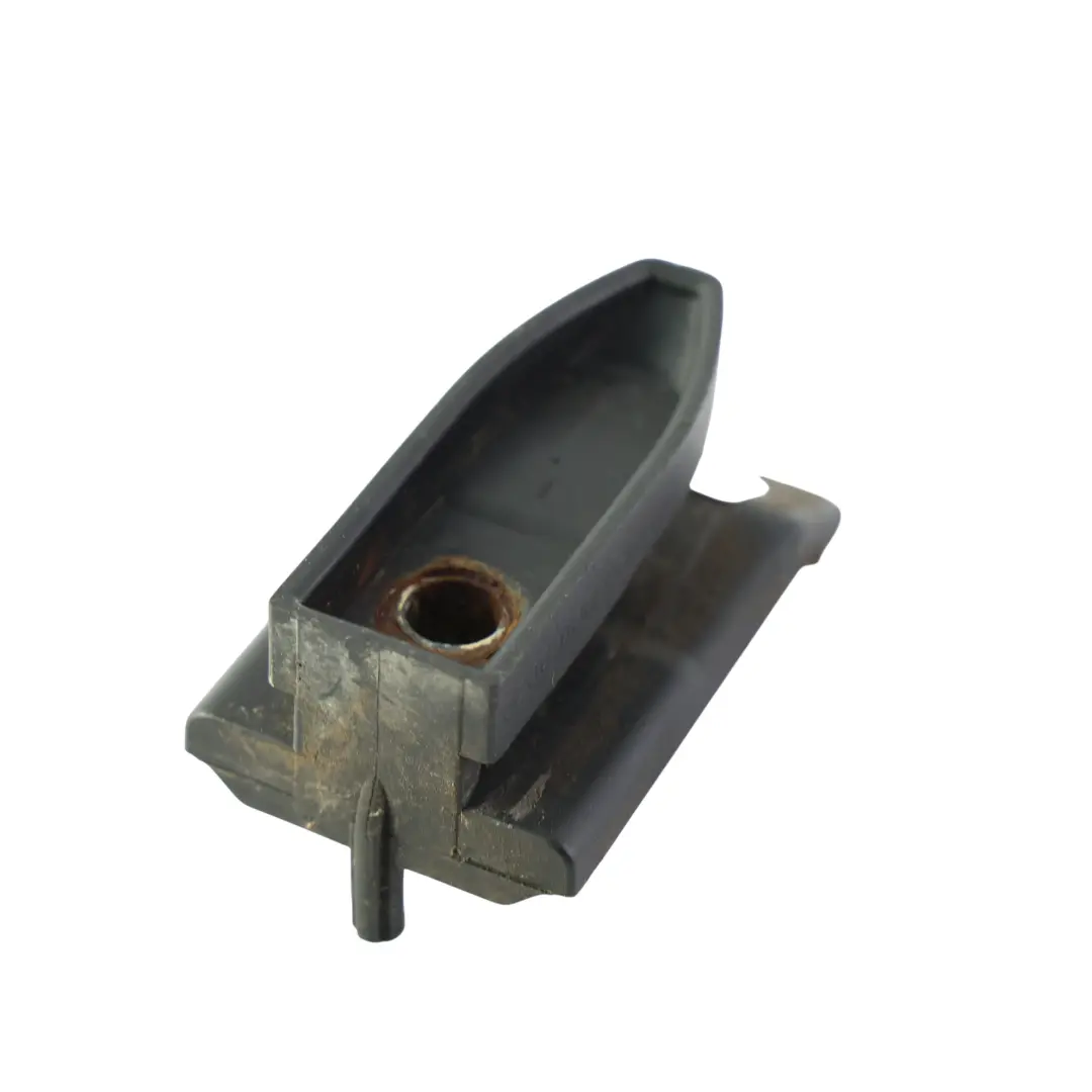Staffa Supporto Guida Paraurti Anteriore per Mercedes C216 W220 con numero di parte A2208800030 Mercedes C216 W220 Staffa Supporto Guida Paraurti Anteriore - SKU A2208800030 - Numero di parte A2208800030