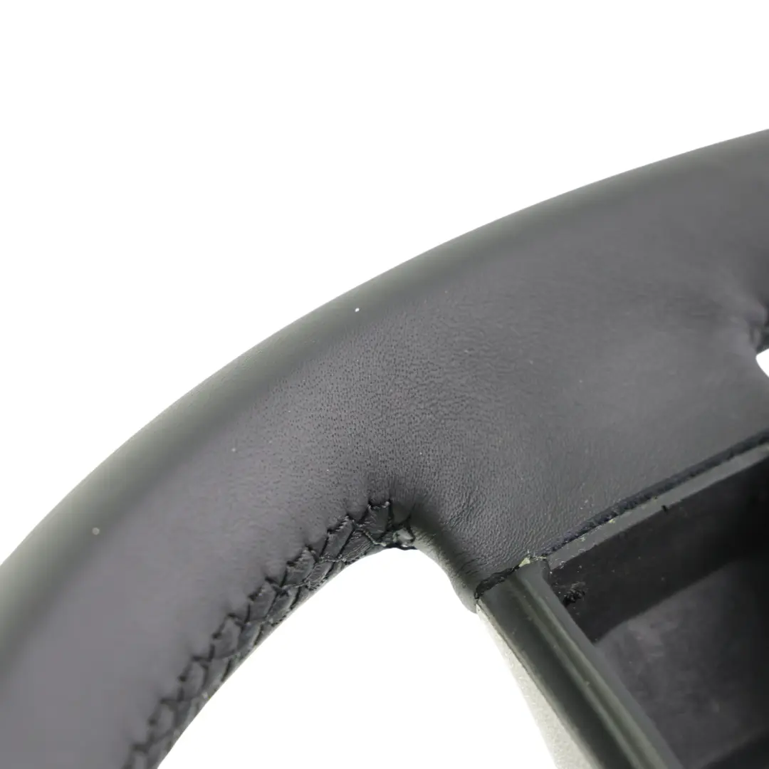 Lenkrad NEU Schwarz Leder Schaltwippen für Mercedes CLS C219 mit Teilenummer A2304602476 Mercedes CLS C219 Lenkrad NEU Schwarz Leder Schaltwippen - SKU A2304602476-1 - Teilenummer A2304602476