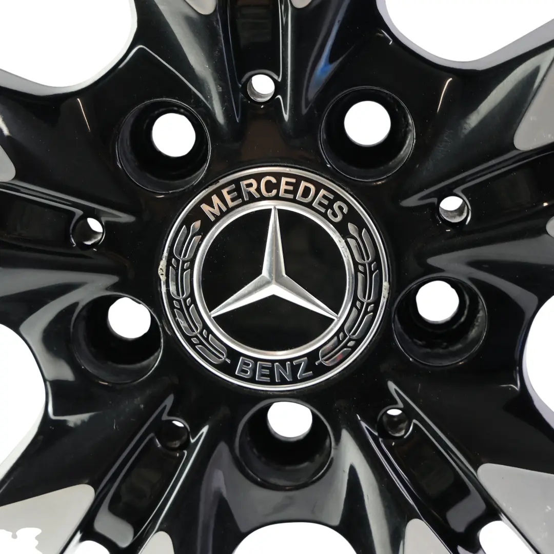 Cerchio in lega 18" ET:52 7,5J 5 Doppie razze per Mercedes W176 con numero di parte A2464010402 Mercedes W176 Cerchio in lega 18" ET:52 7,5J 5 Doppie razze - SKU A2464010402-2 - Numero di parte A2464010402