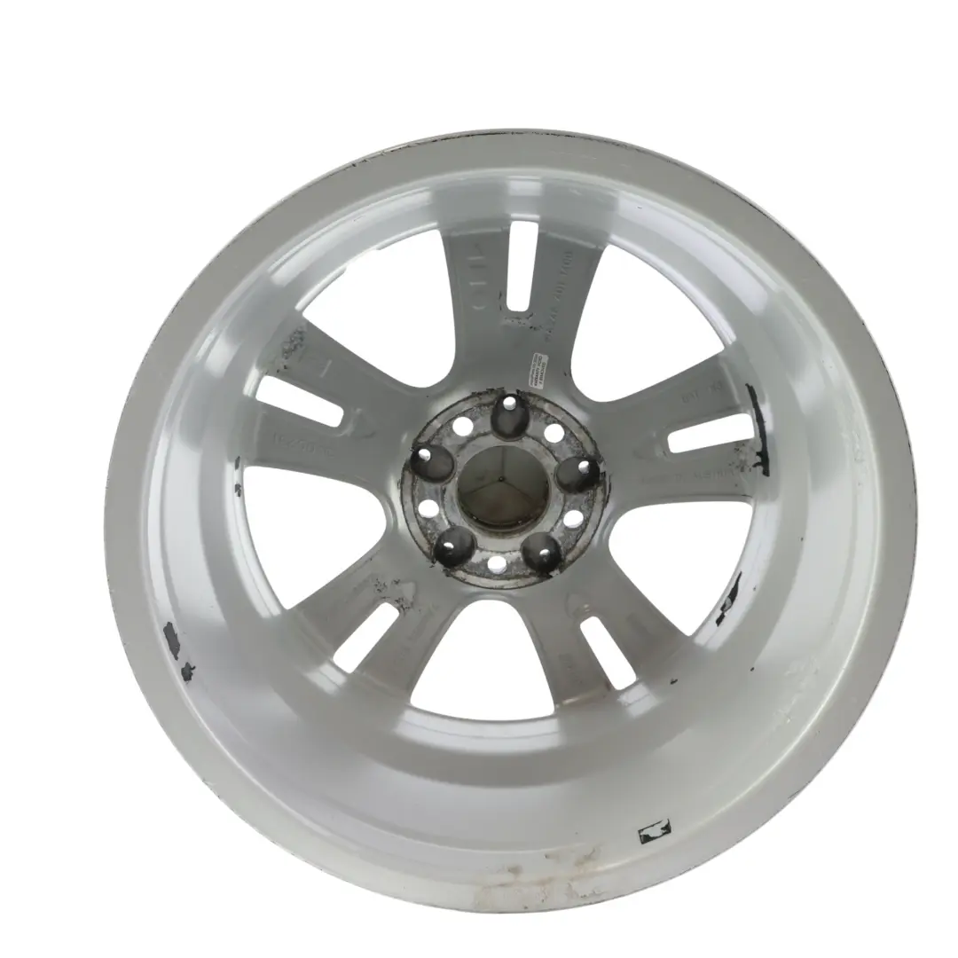 Cerchio In Lega Argento 17" 7,5J ET:52,5 per Mercedes W176 W246 con numero di parte A2464011400 Mercedes W176 W246 Cerchio In Lega Argento 17" 7,5J ET:52,5 - SKU A2464011400-1 - Numero di parte A2464011400