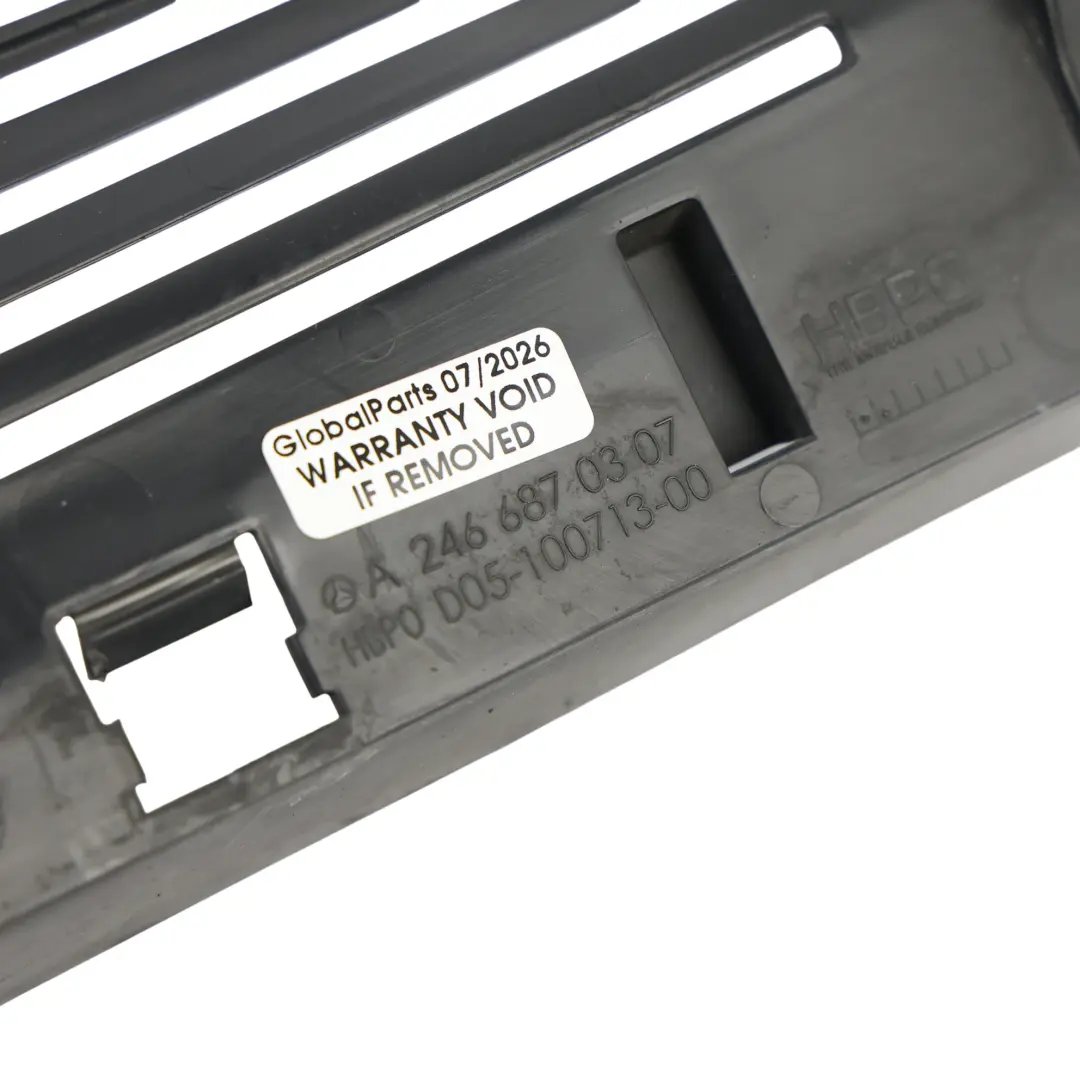 Kühler Luftkanal Abdeckung Mitte Links M133 für Mercedes C117 W176 mit Teilenummer A2466870307 Mercedes C117 W176 Kühler Luftkanal Abdeckung Mitte Links M133 - SKU A2466870307 - Teilenummer A2466870307