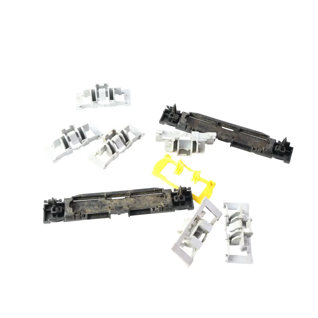 Mercedes W246 Moldura Riel Techo Derecho Set Clips - SKU A2466903482-1 - Número de pieza A2466903482
